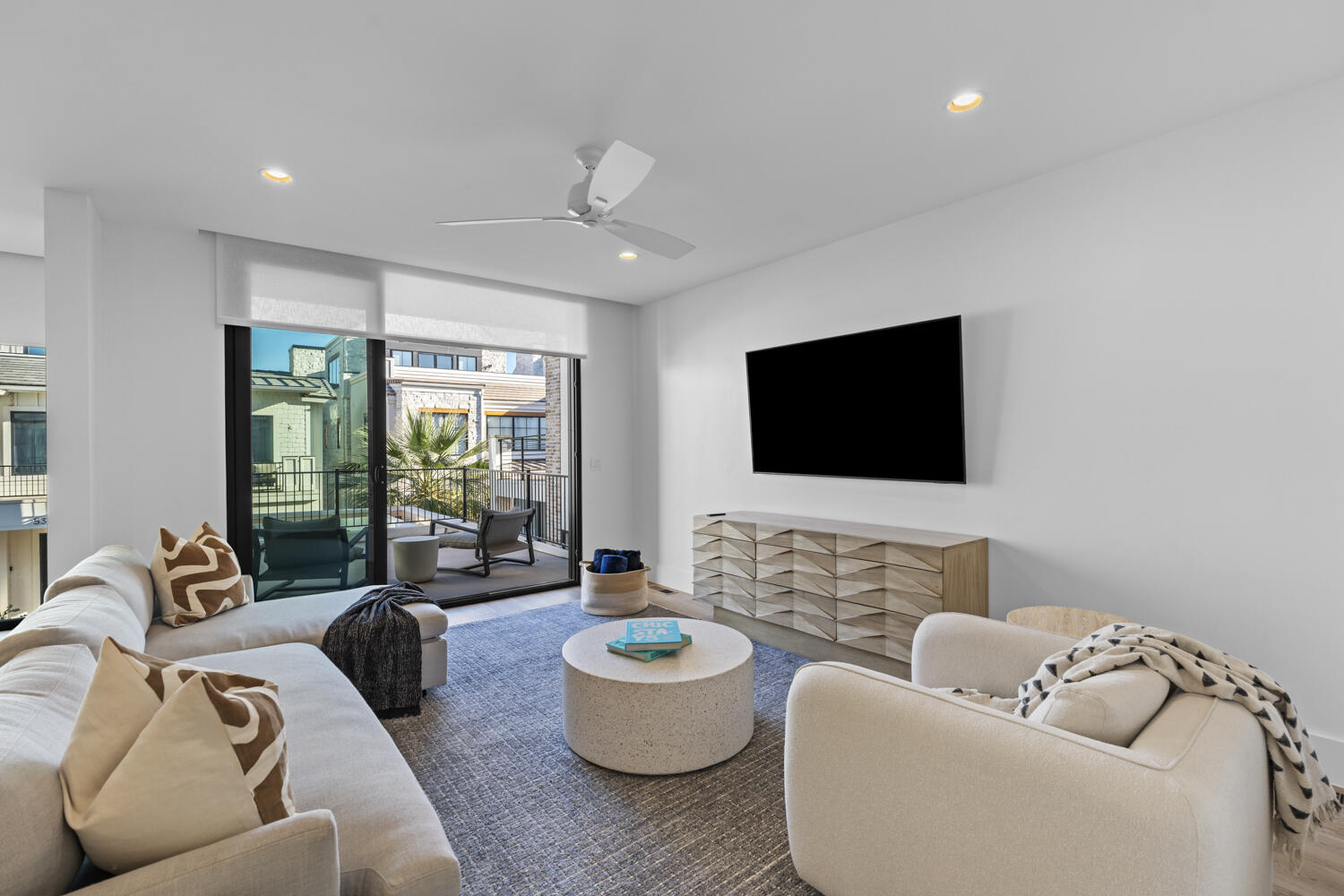 DESERT COLOR RESORT - Residential