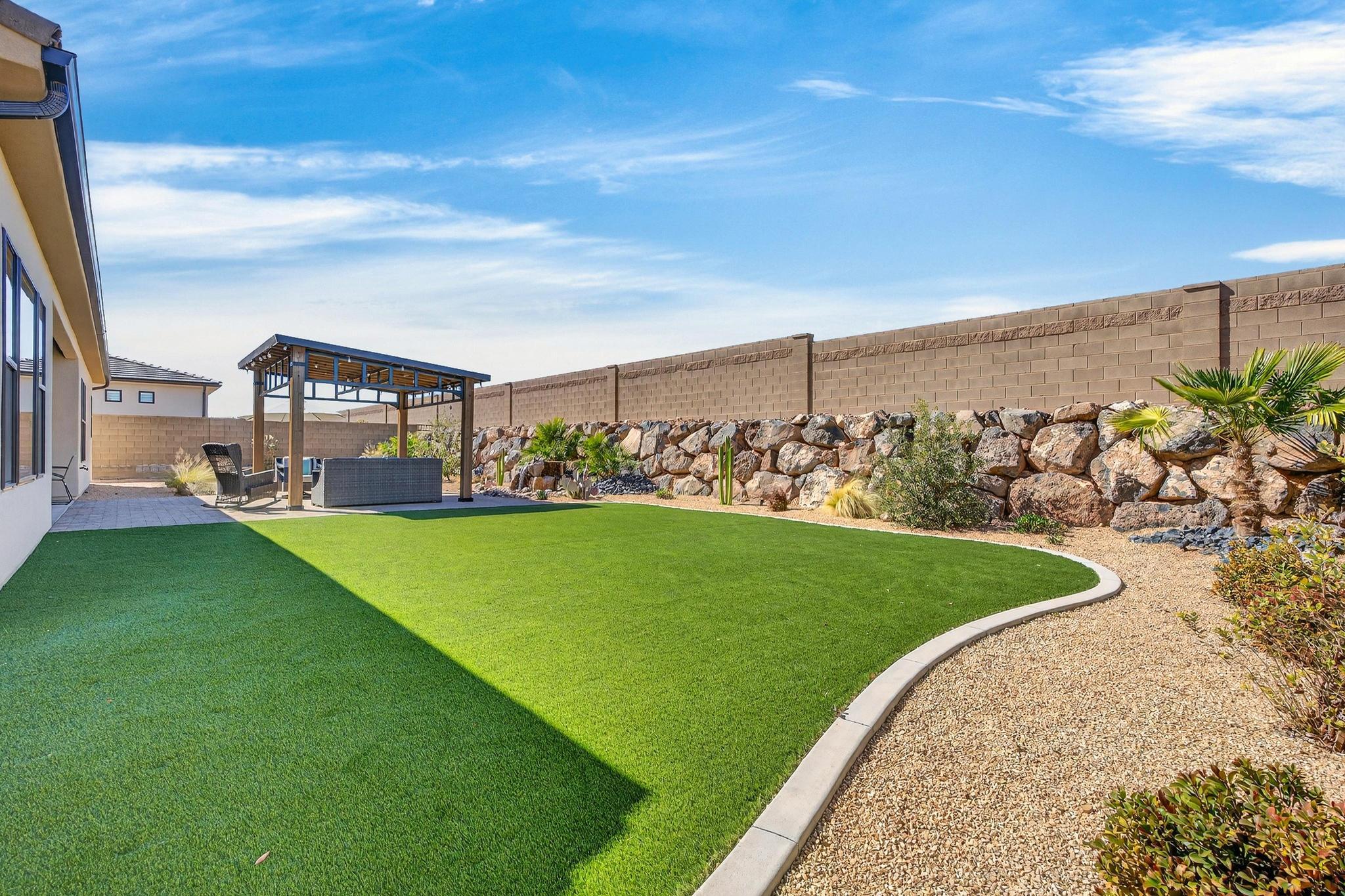 VIEWS AT CORAL CANYON - Residential