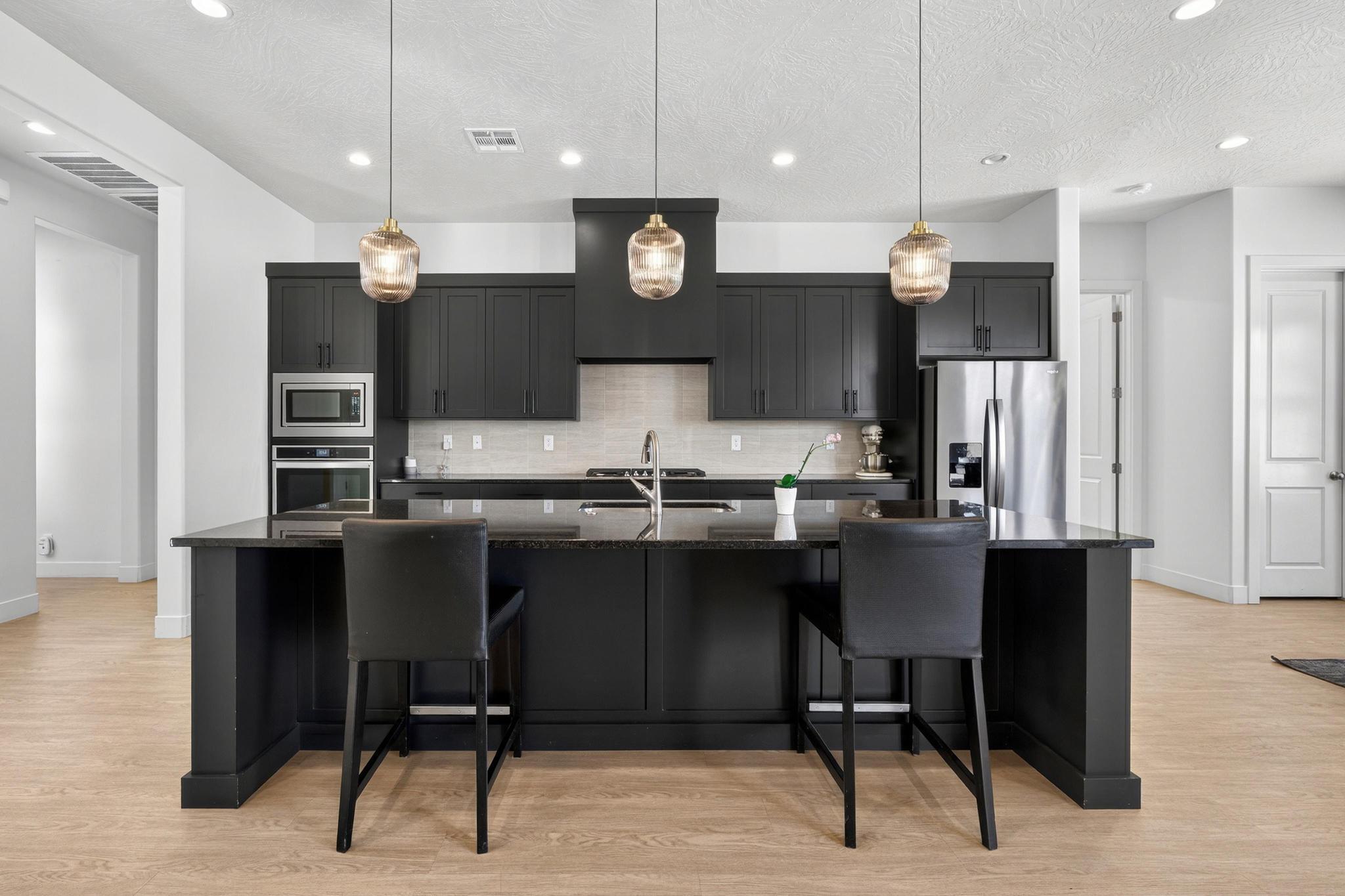 VIEWS AT CORAL CANYON - Residential