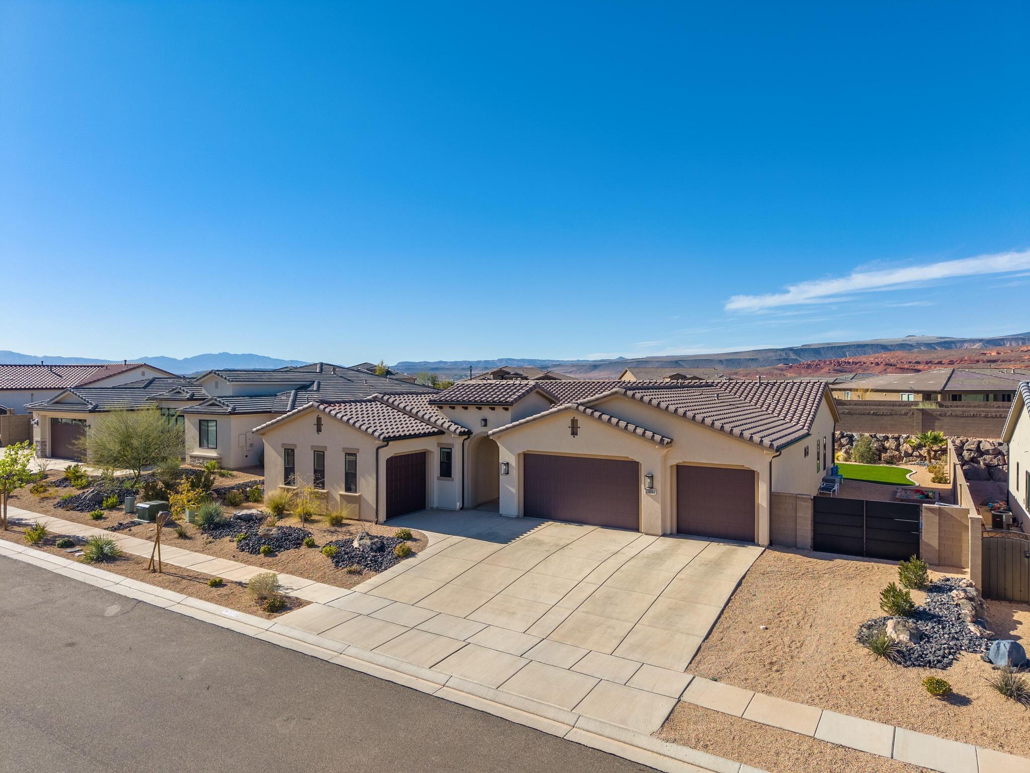 VIEWS AT CORAL CANYON - Residential