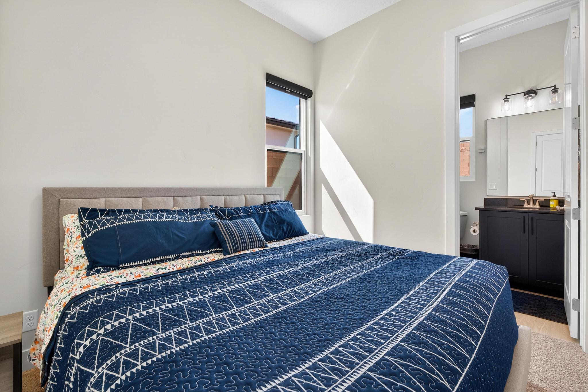 VIEWS AT CORAL CANYON - Residential