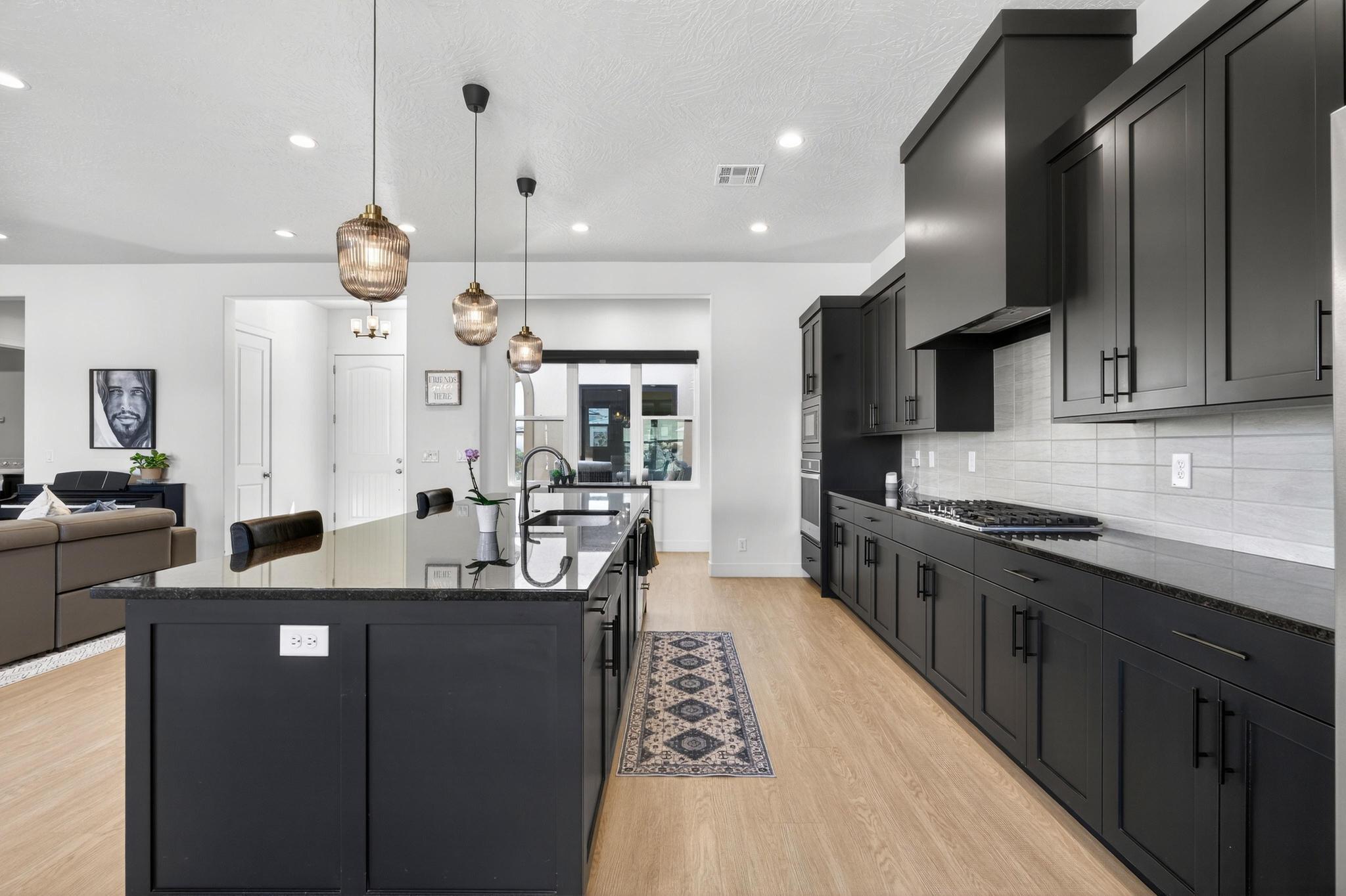 VIEWS AT CORAL CANYON - Residential