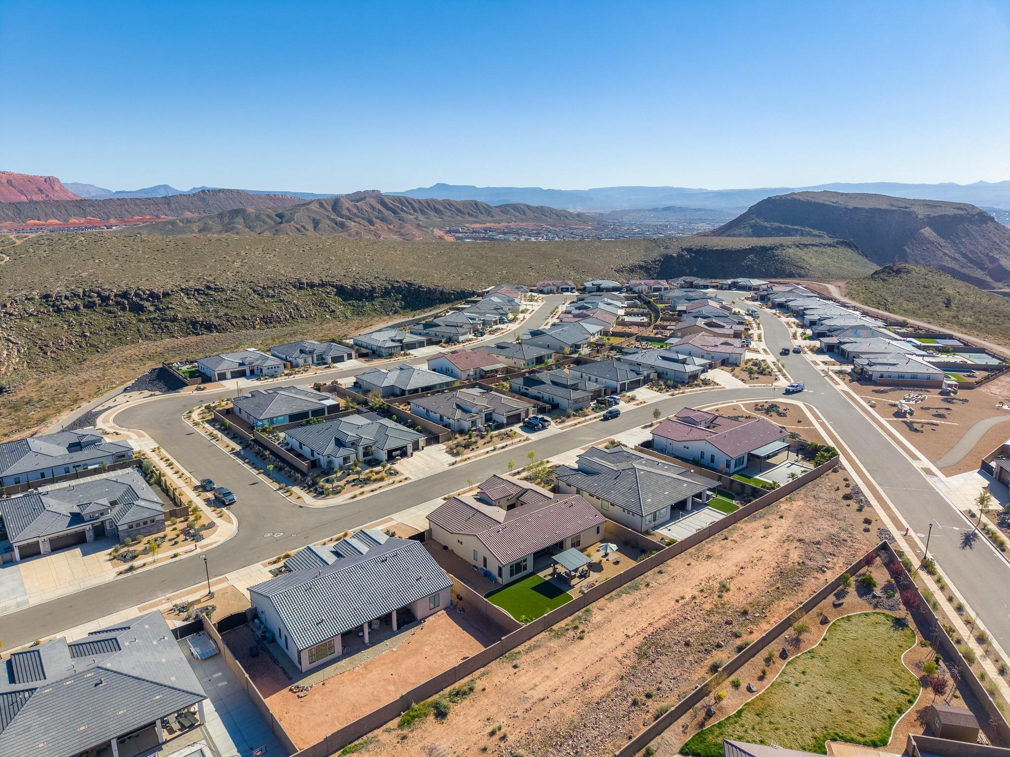 VIEWS AT CORAL CANYON - Residential