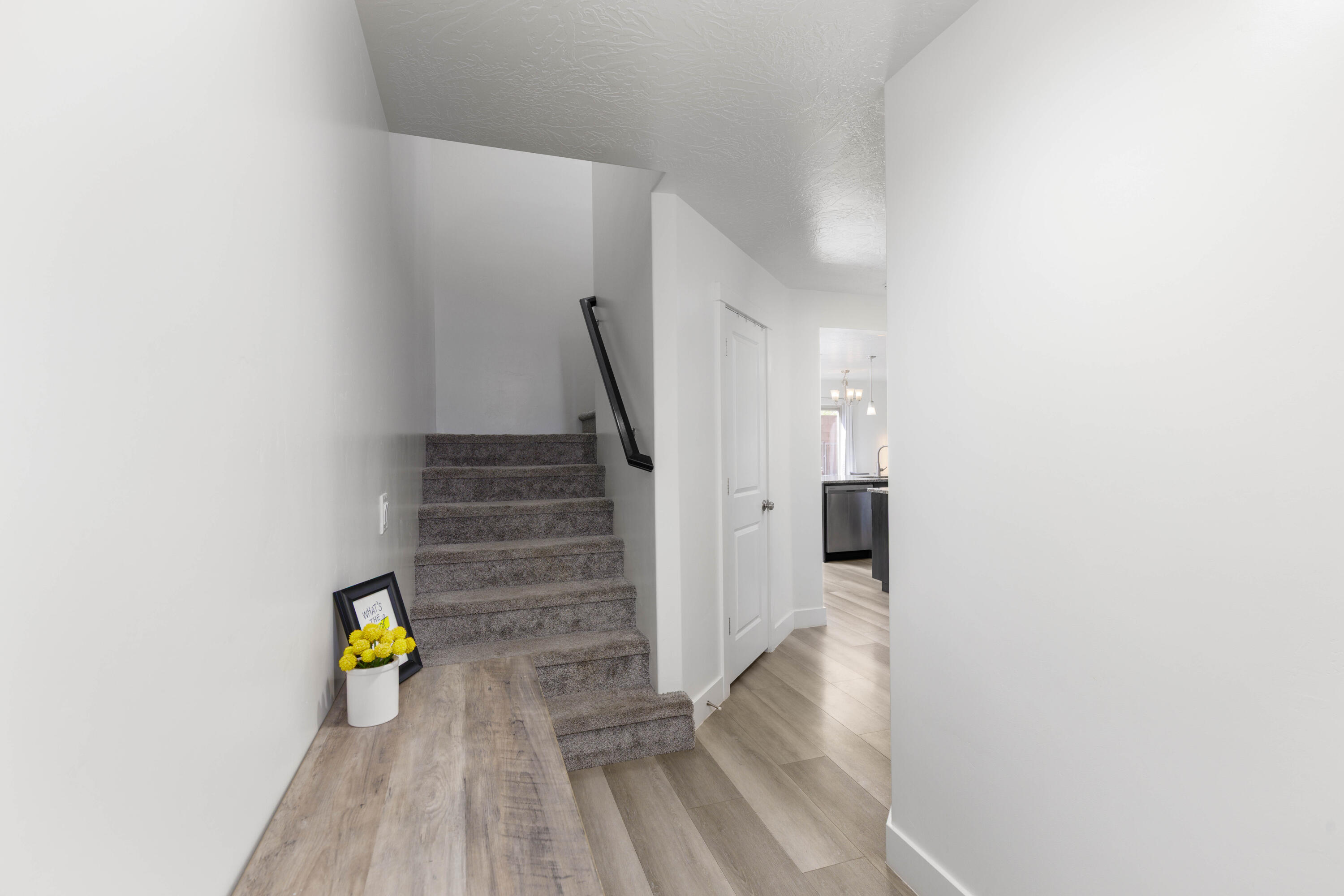 DESERT BLUFF AT DESERT CANYONS TOWNHOMES - Residential