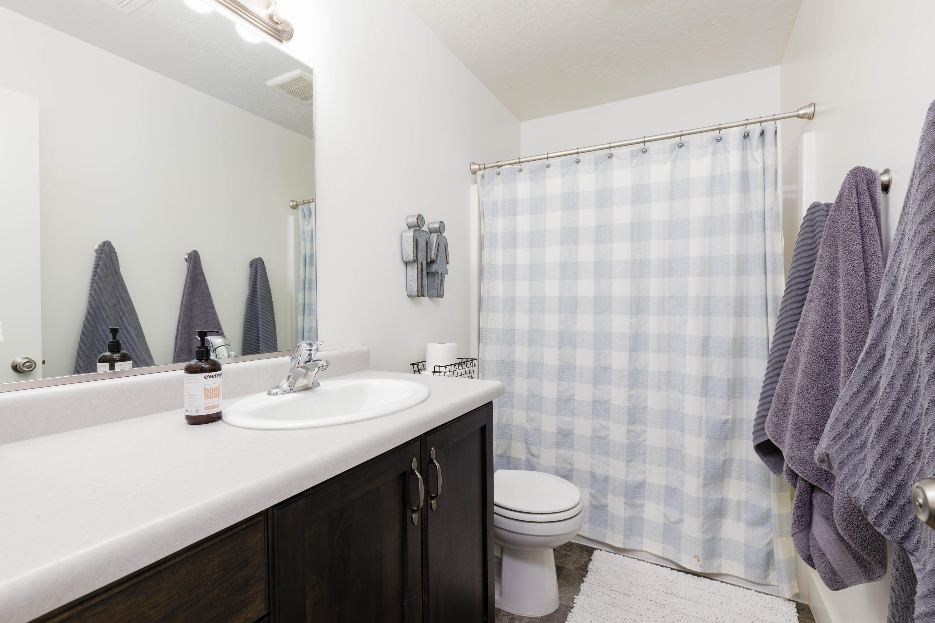 DESERT BLUFF AT DESERT CANYONS TOWNHOMES - Residential