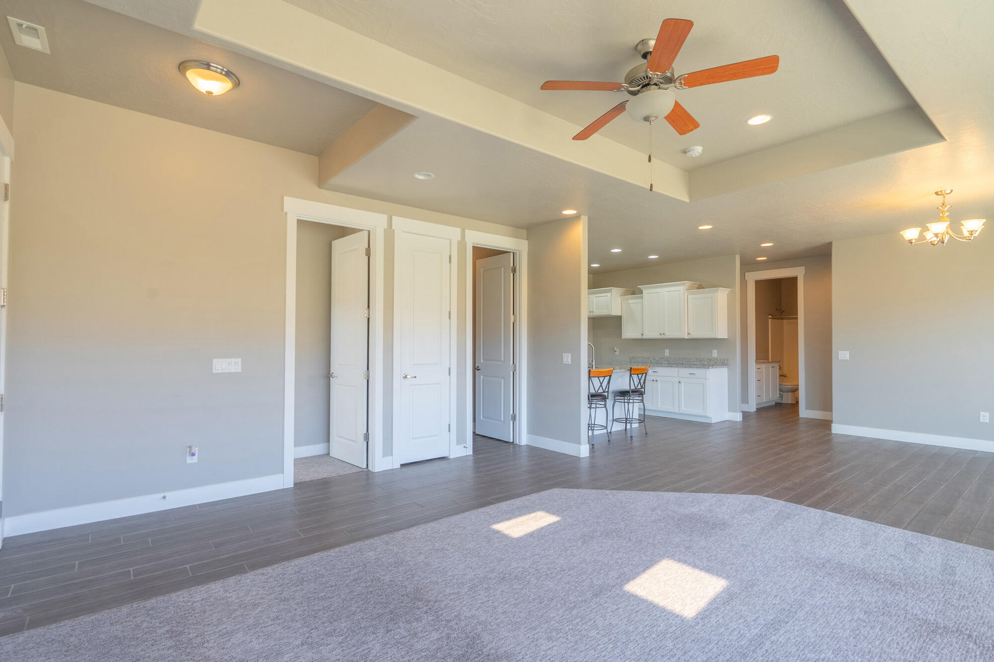 TOQUERVILLE TERRACE - Residential