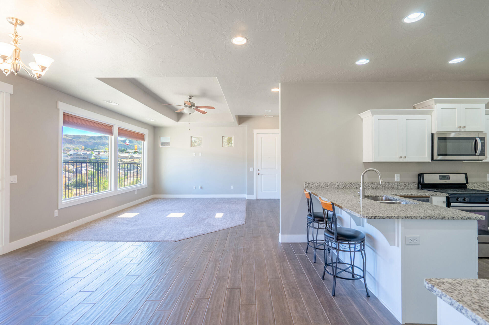 TOQUERVILLE TERRACE - Residential