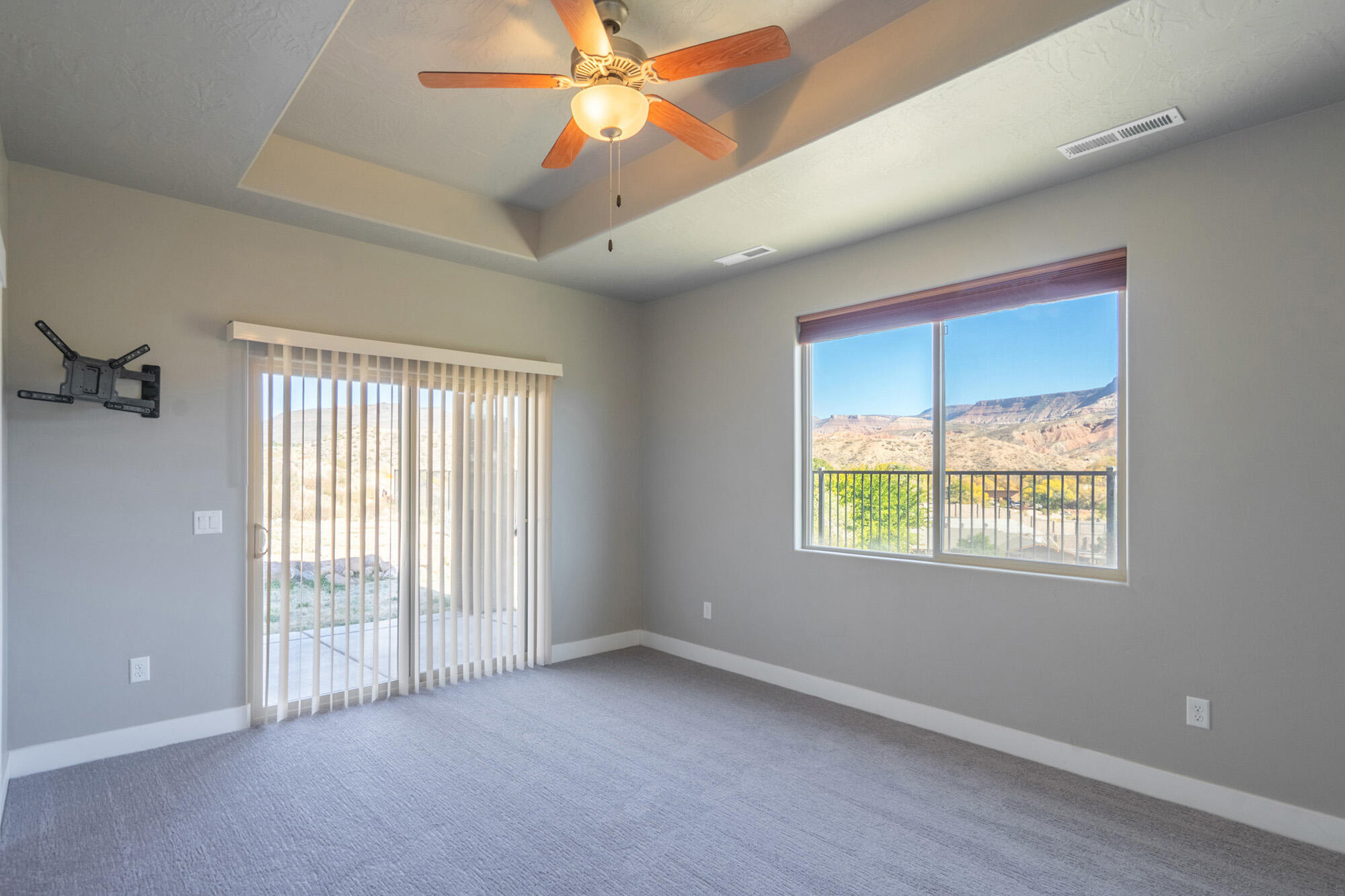 TOQUERVILLE TERRACE - Residential