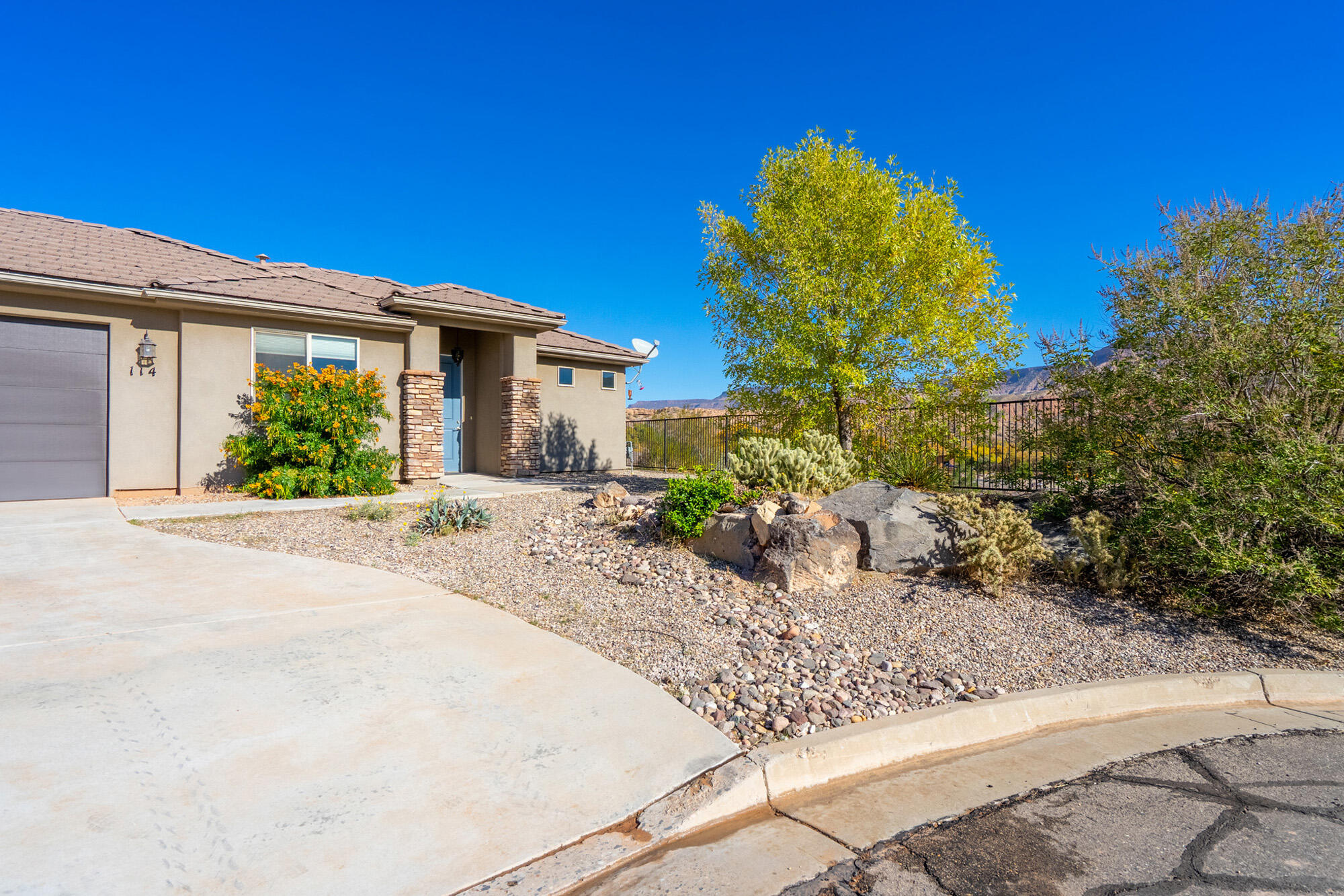 TOQUERVILLE TERRACE - Residential