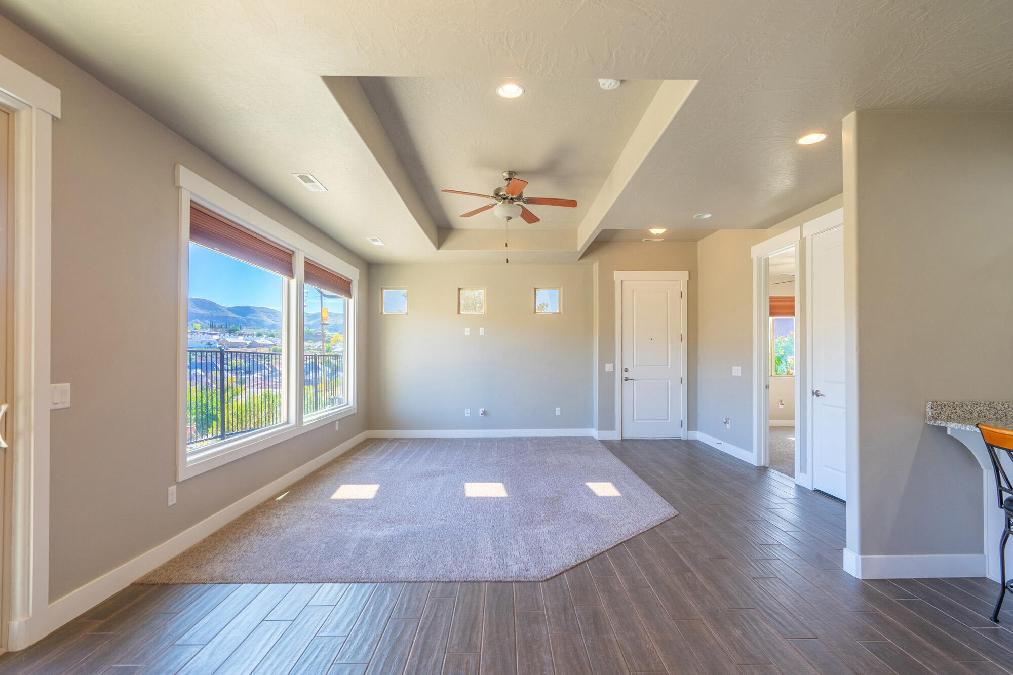 TOQUERVILLE TERRACE - Residential