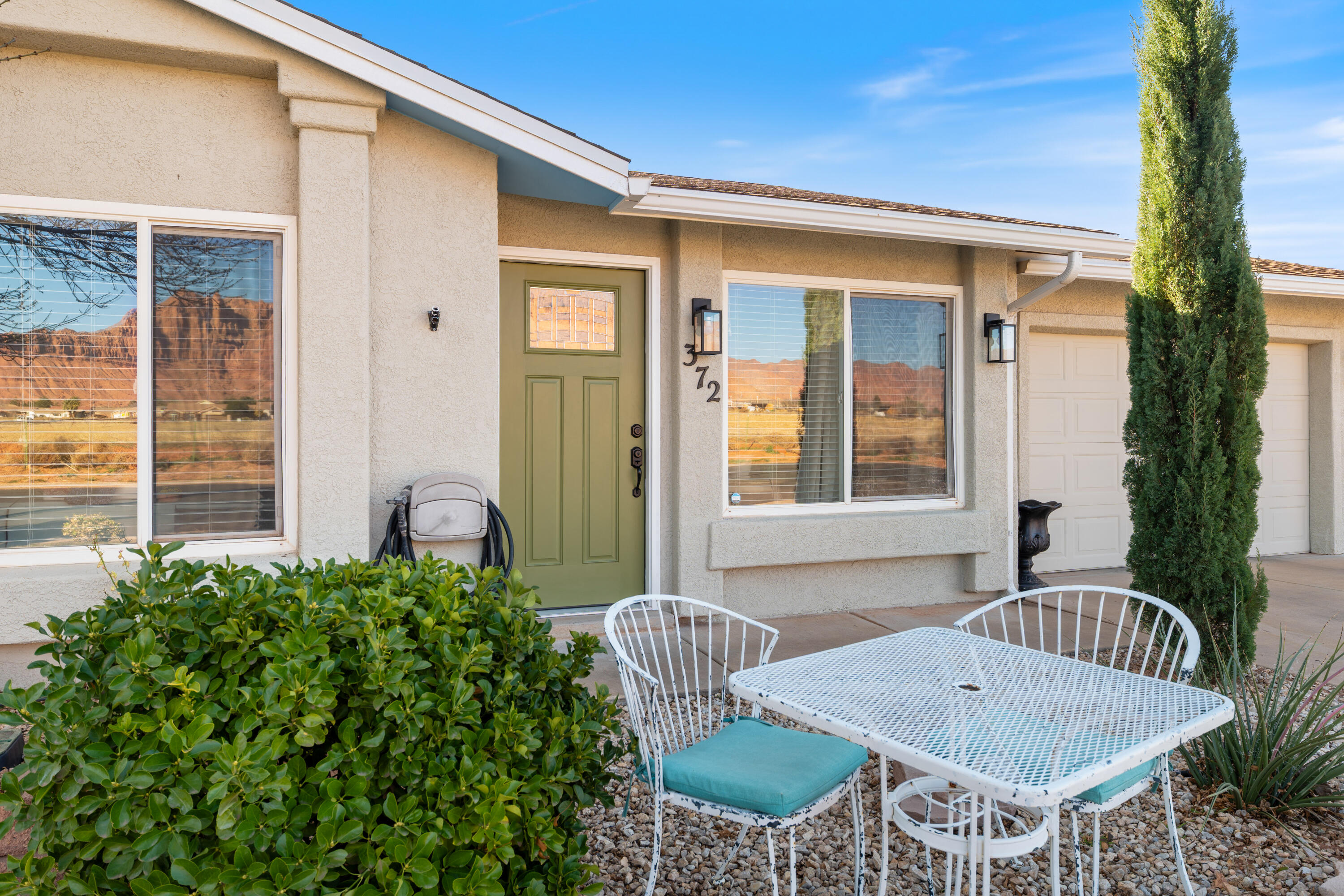 CANYON CLIFF - Residential