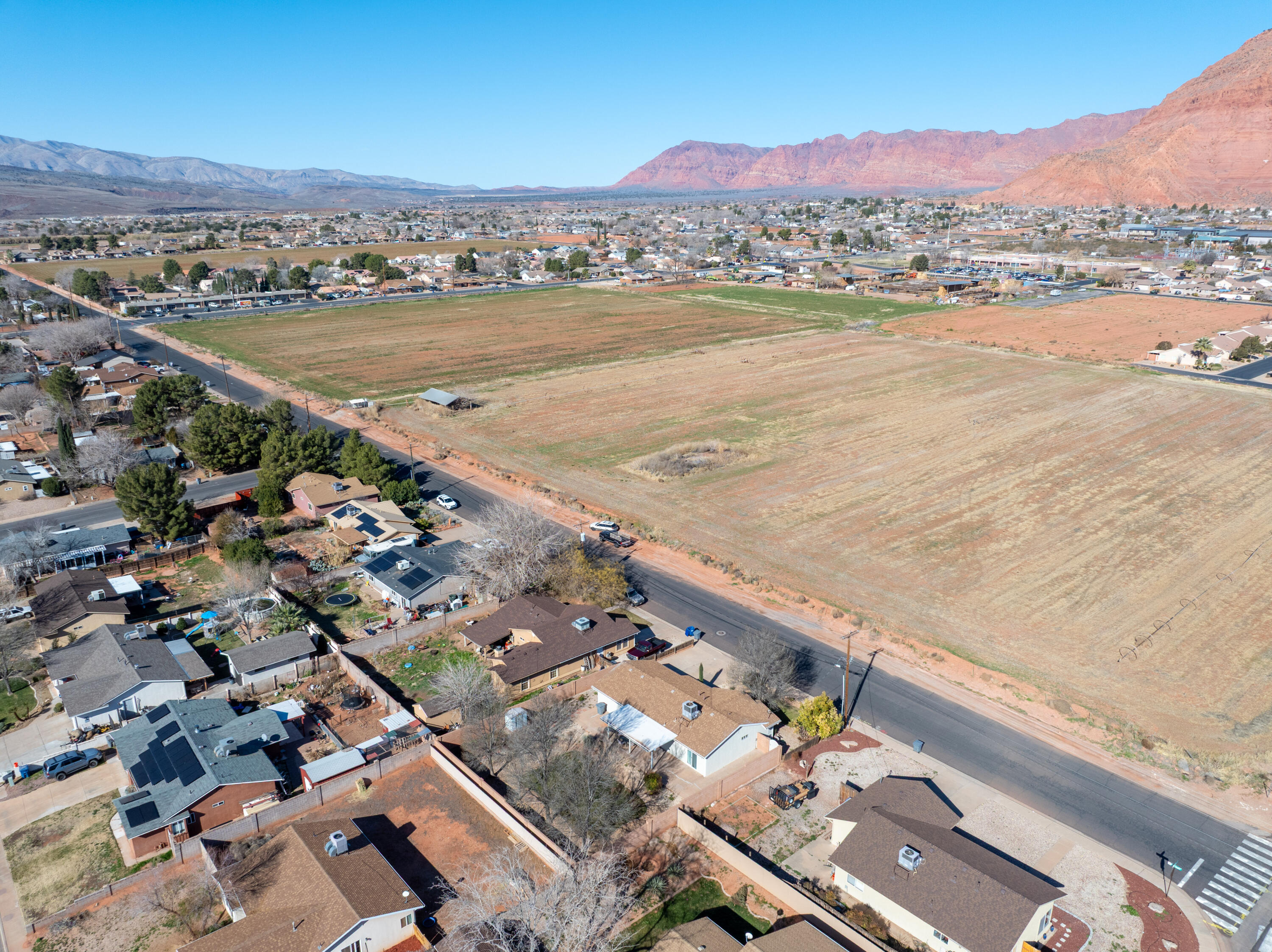 CANYON CLIFF - Residential