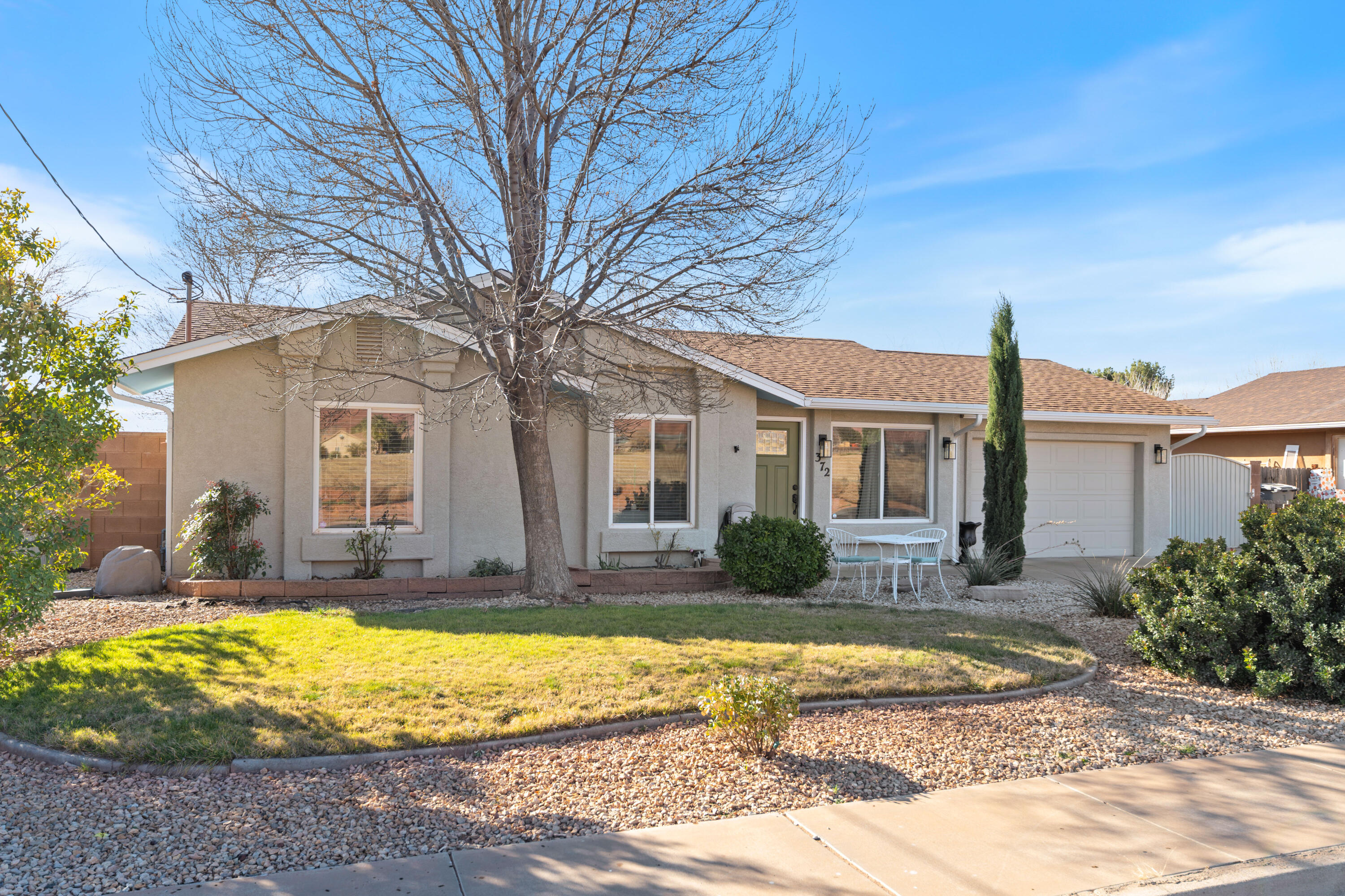 CANYON CLIFF - Residential