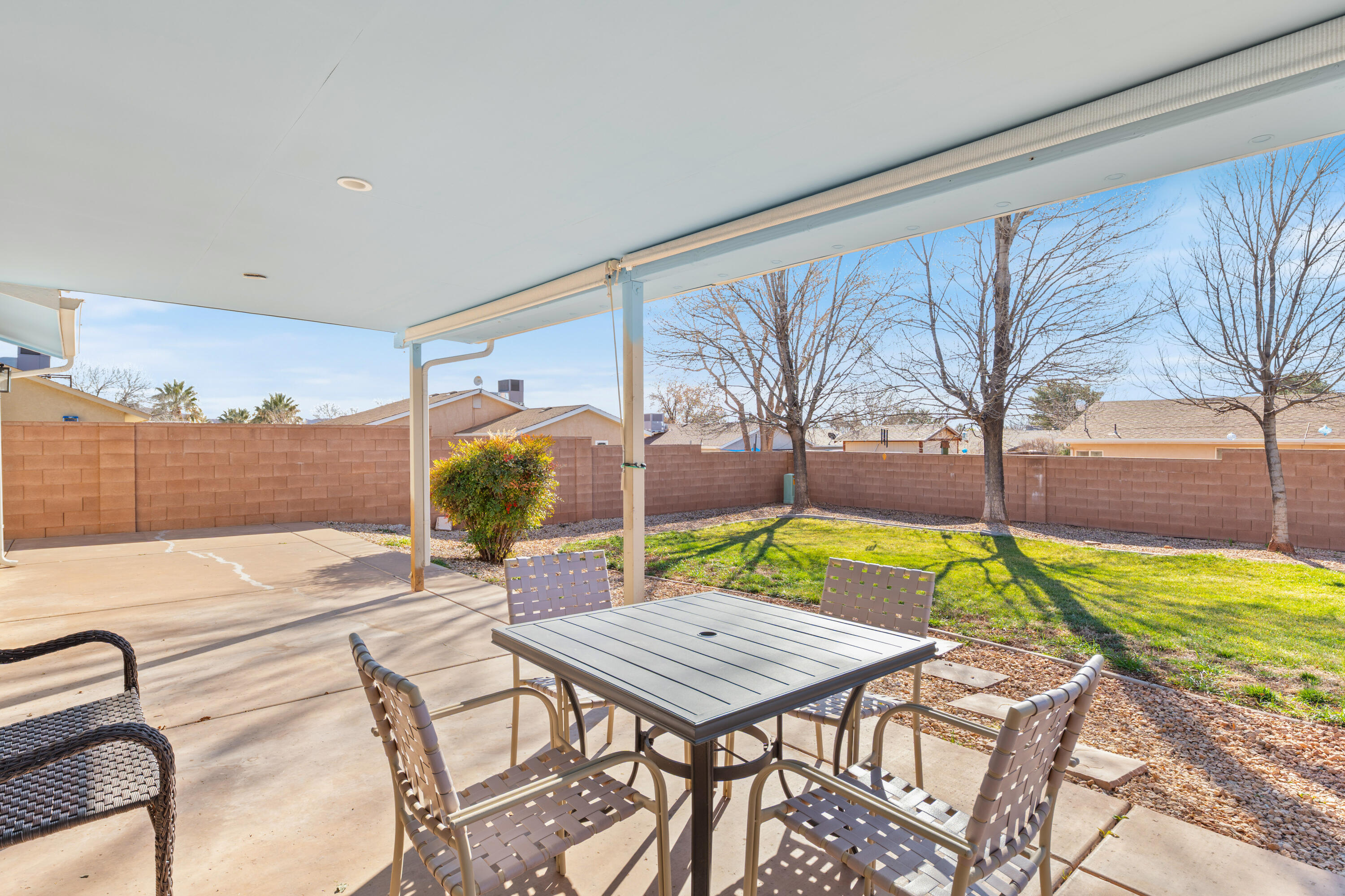 CANYON CLIFF - Residential