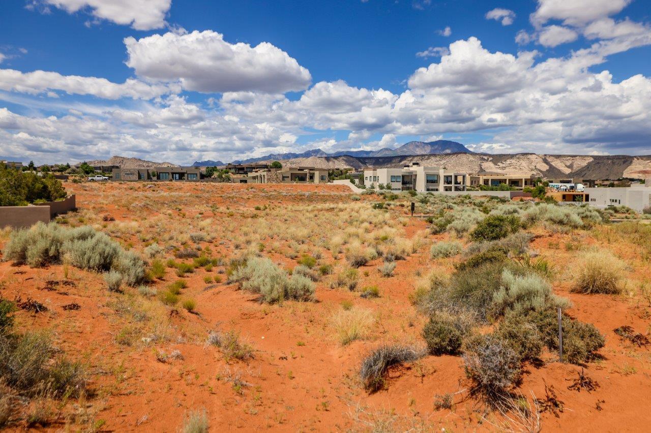 LEDGES OF ST GEORGE - Land