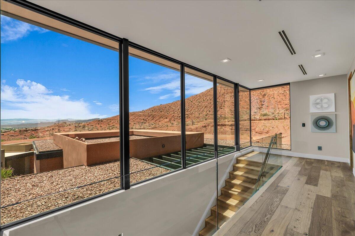 SENTIERRE PADRE CANYON - Residential