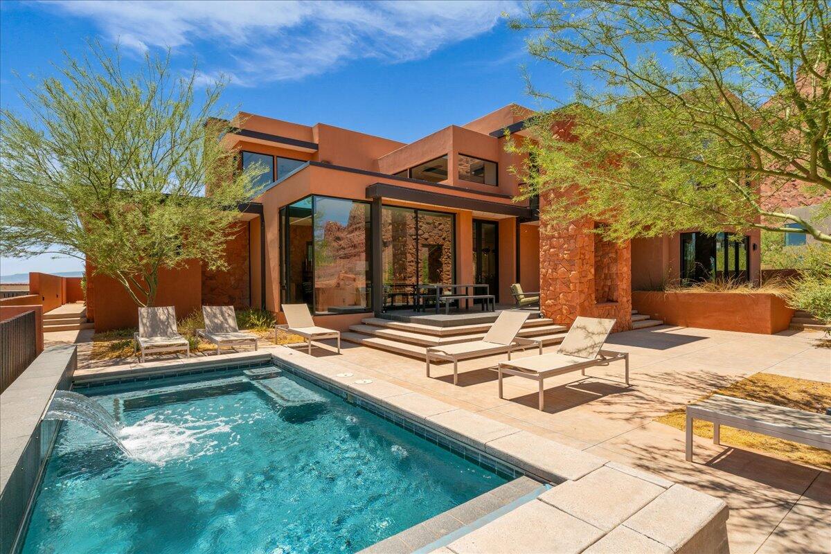 SENTIERRE PADRE CANYON - Residential