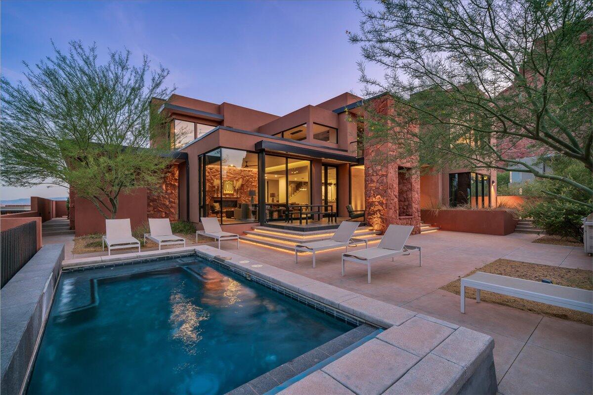 SENTIERRE PADRE CANYON - Residential