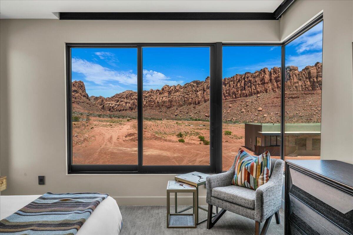 SENTIERRE PADRE CANYON - Residential