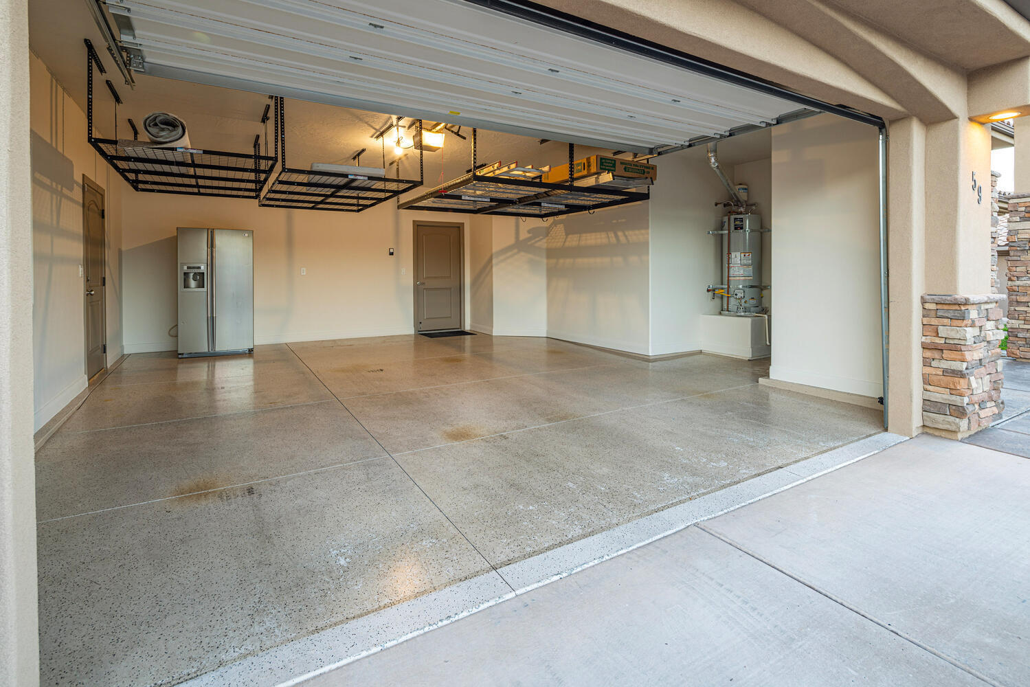 ESTRELLA - Residential