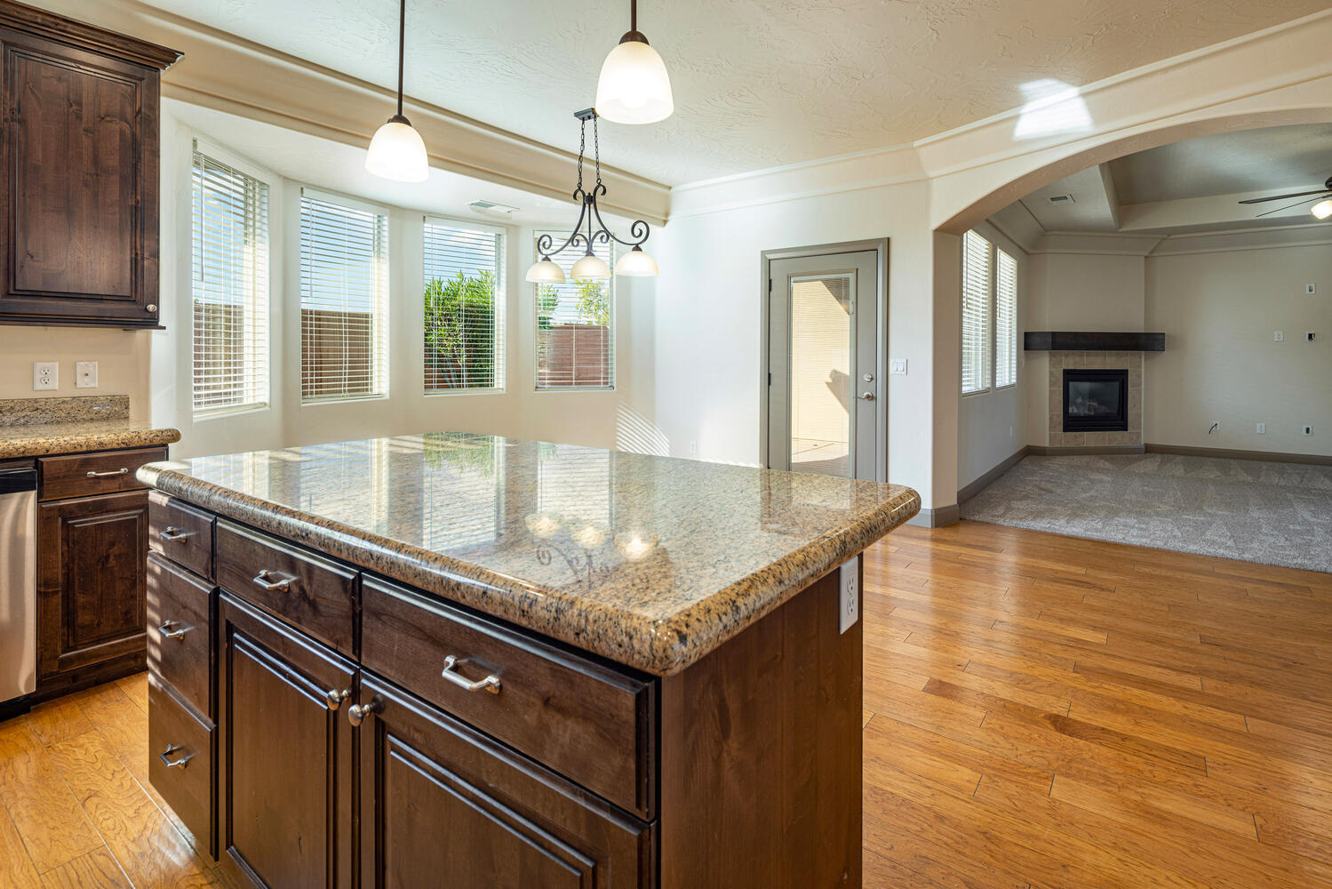 ESTRELLA - Residential