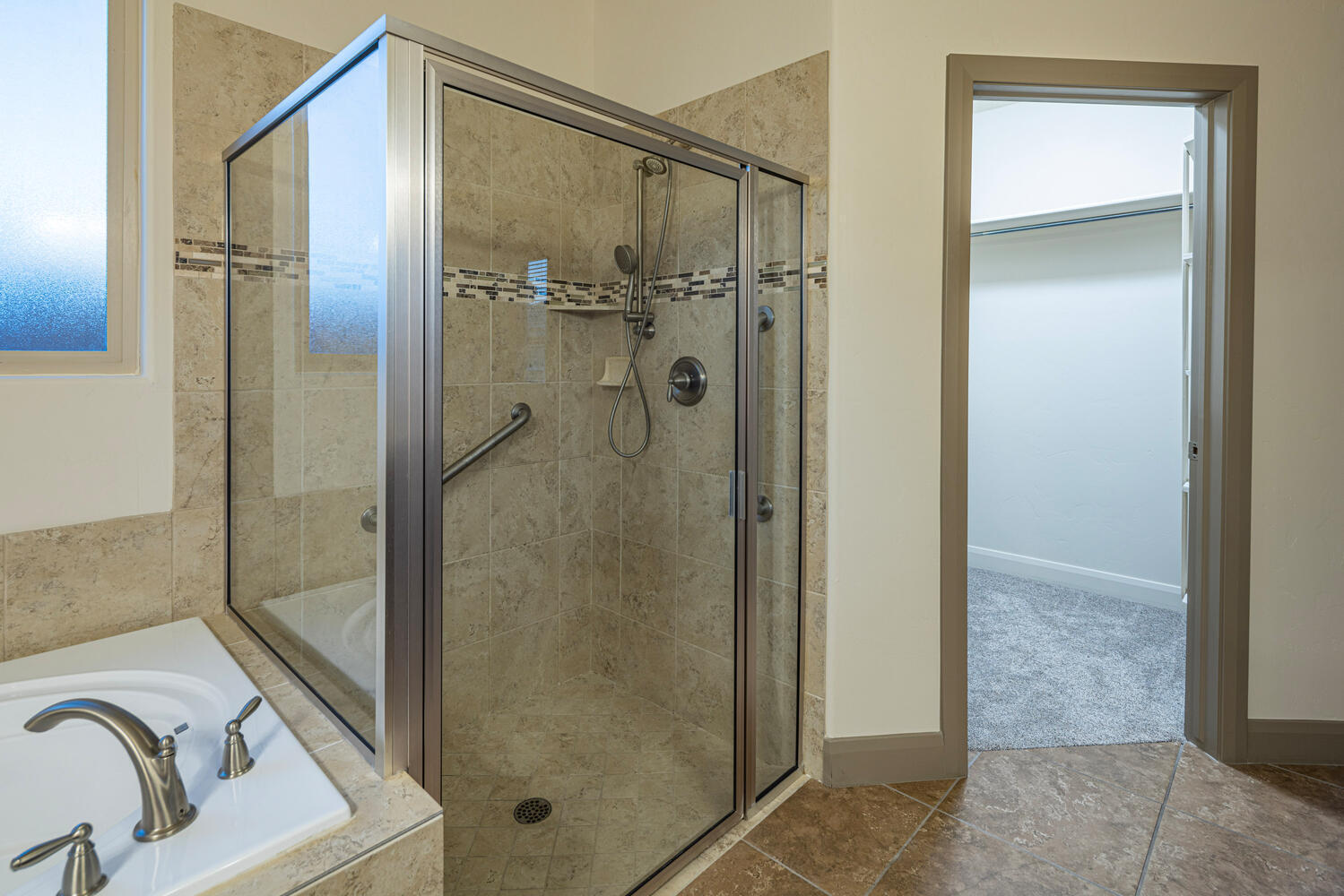 ESTRELLA - Residential