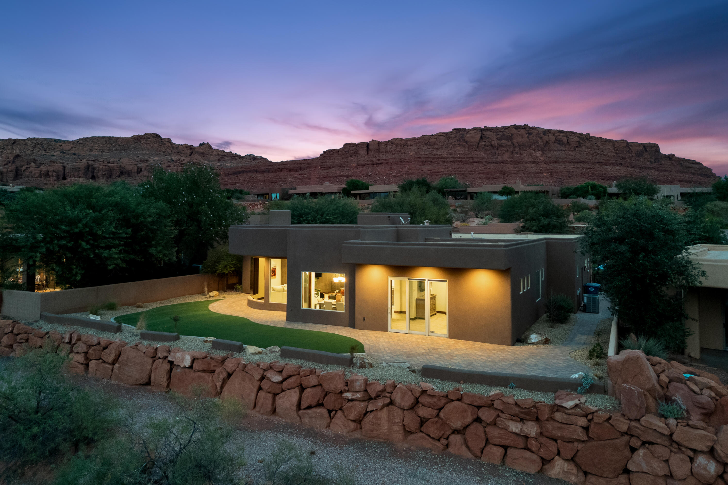 CLIFFS OF SNOW CANYON - Residential