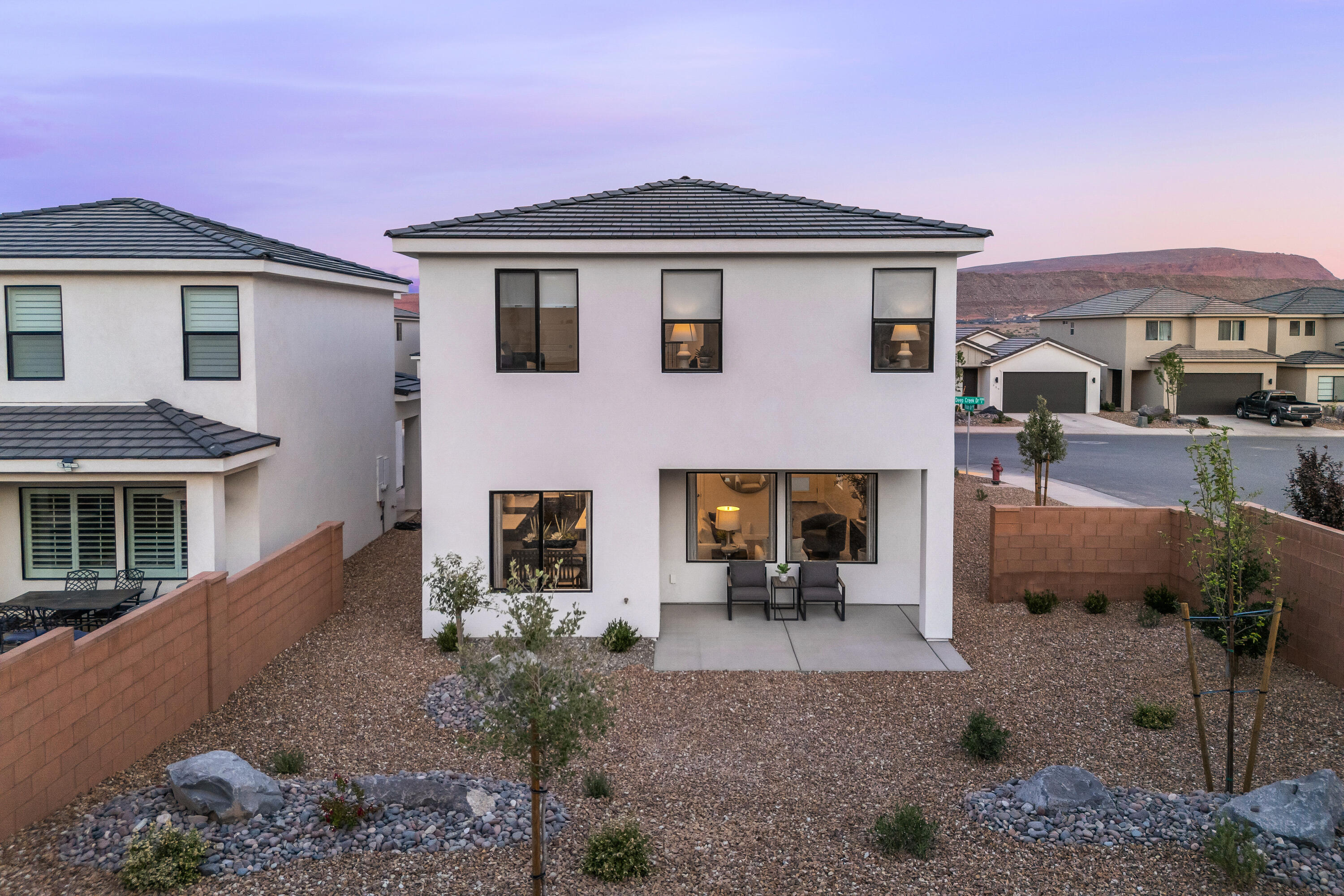 RED TRAILS SUNRISE VALLEY - Residential