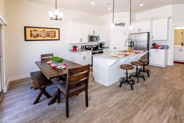 10 DIAGONAL CONDOS - Residential