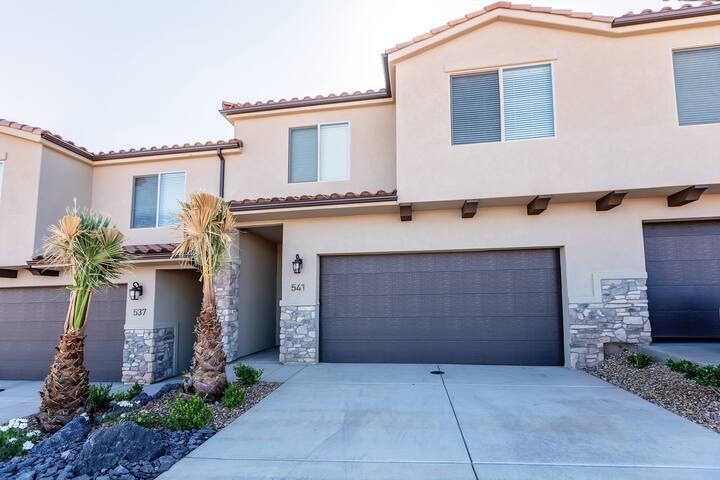 10 DIAGONAL CONDOS - Residential