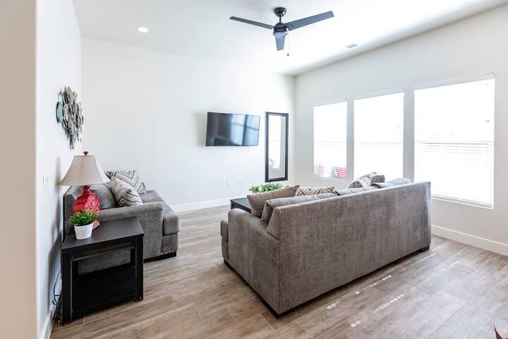 10 DIAGONAL CONDOS - Residential