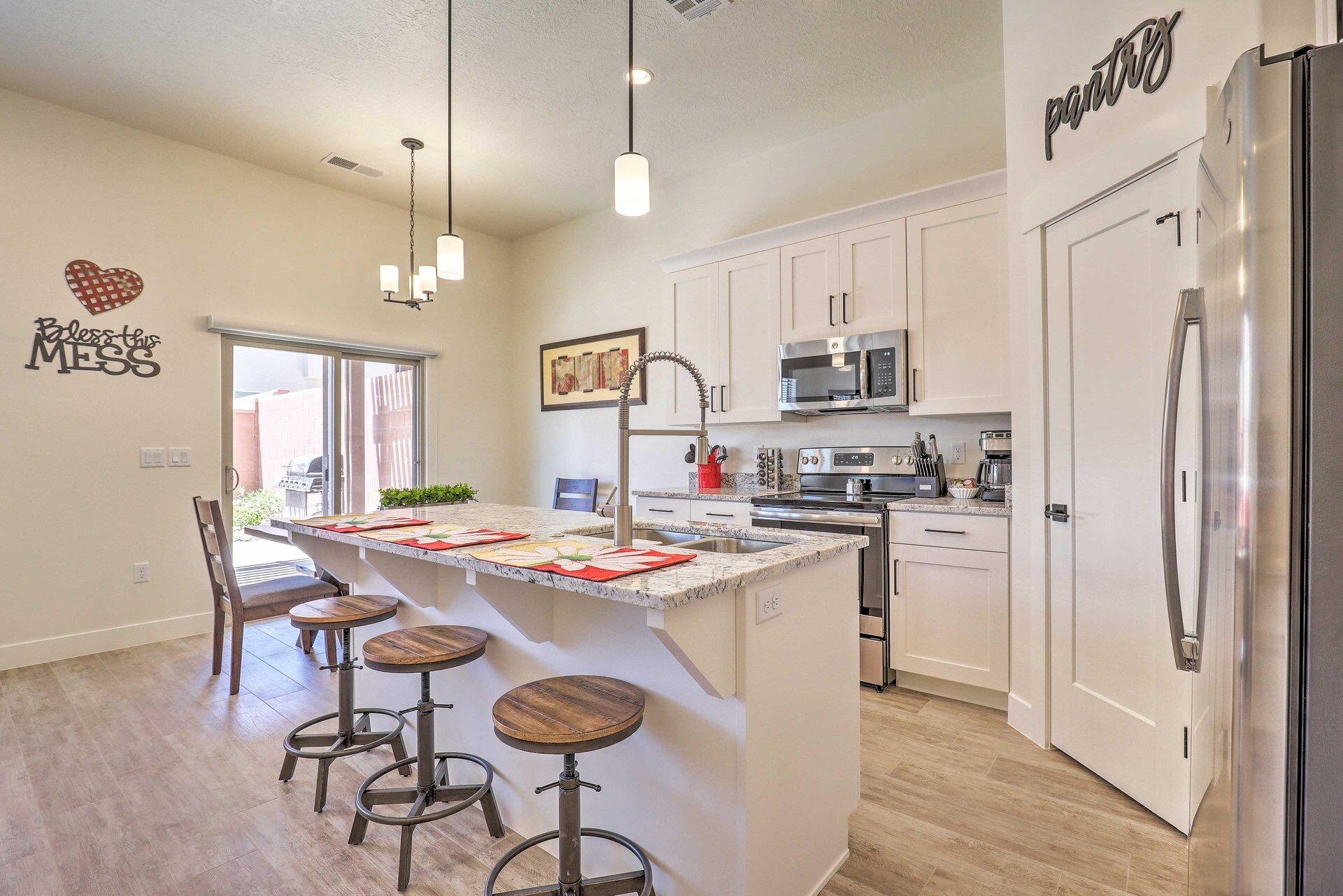 10 DIAGONAL CONDOS - Residential