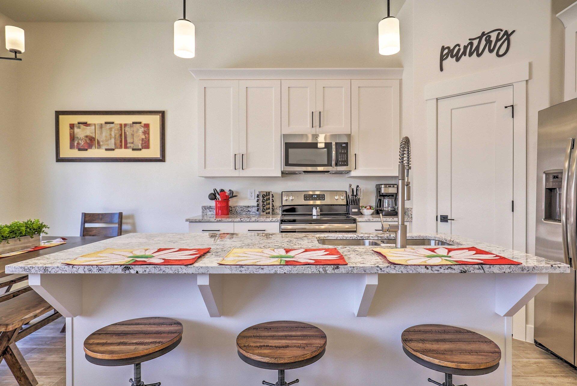 10 DIAGONAL CONDOS - Residential