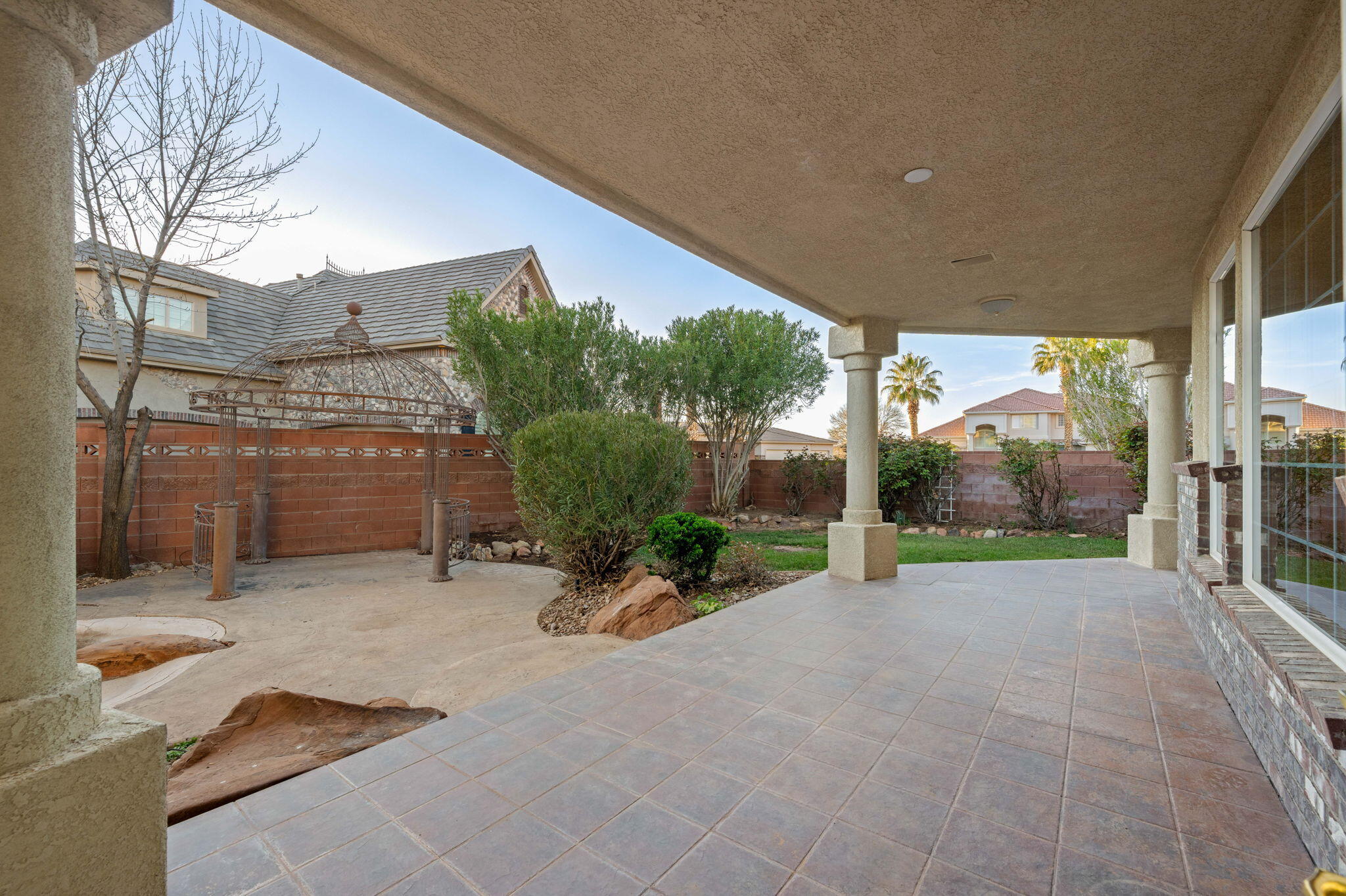 EAGLE RIDGE - Residential