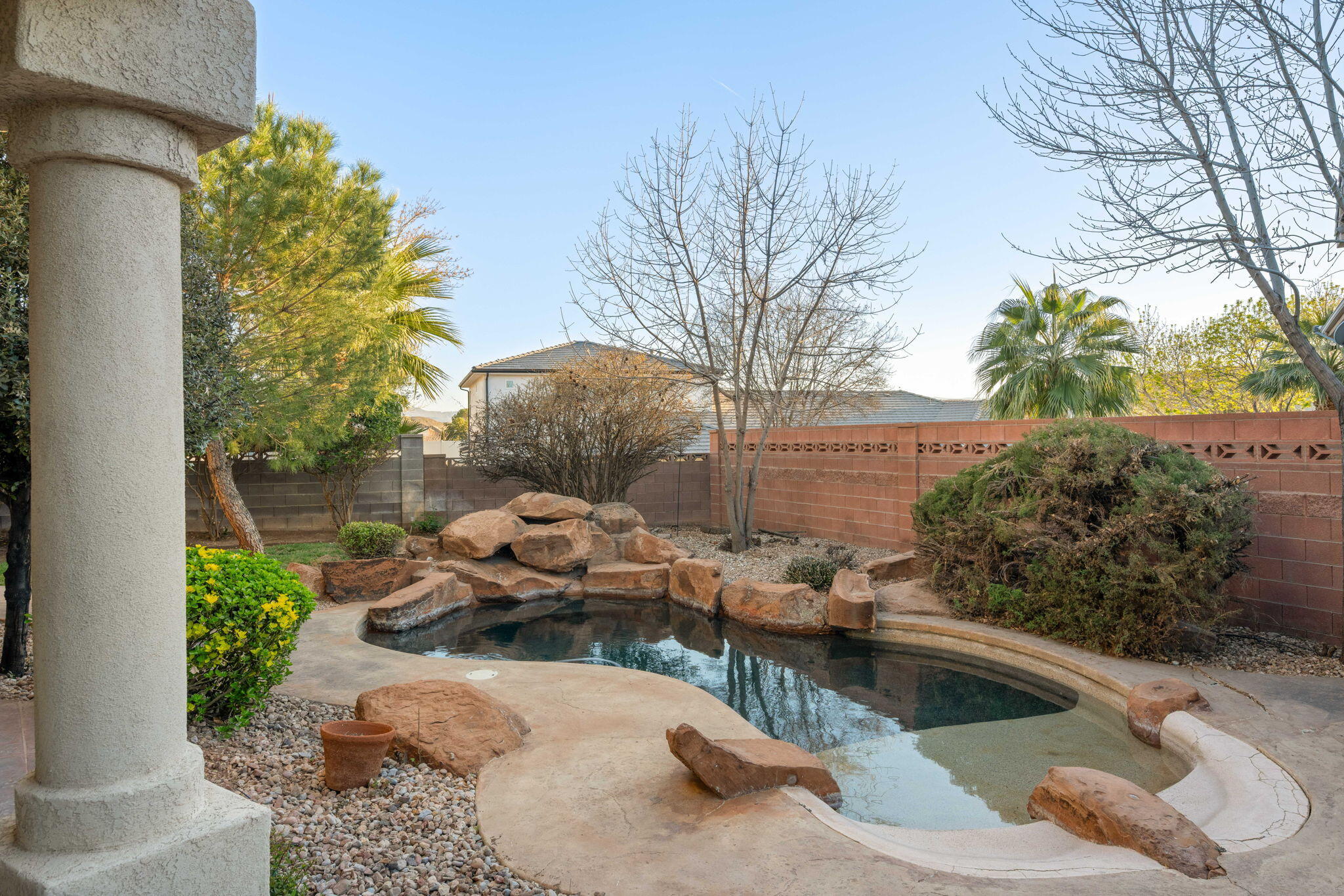 EAGLE RIDGE - Residential