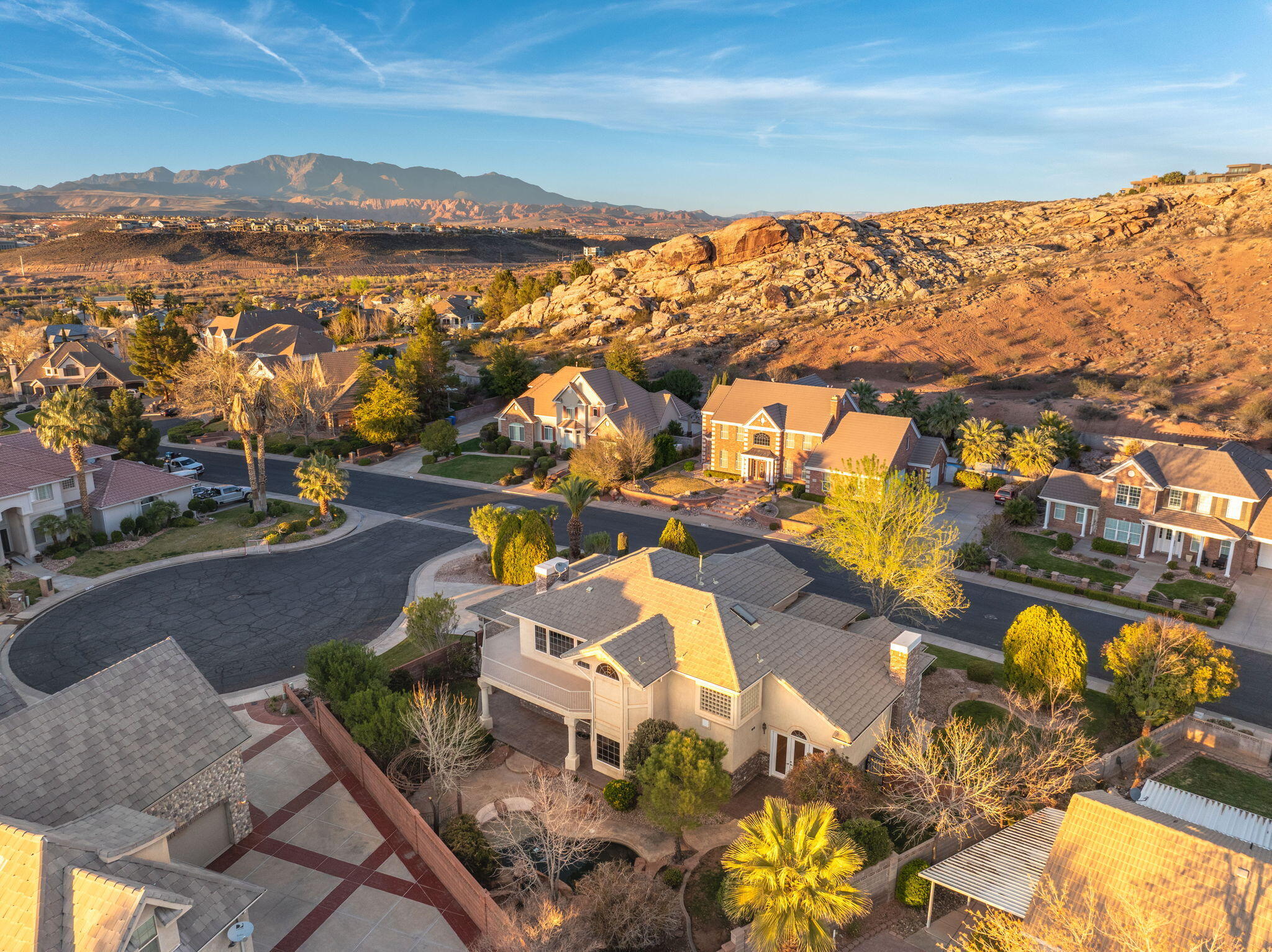 EAGLE RIDGE - Residential