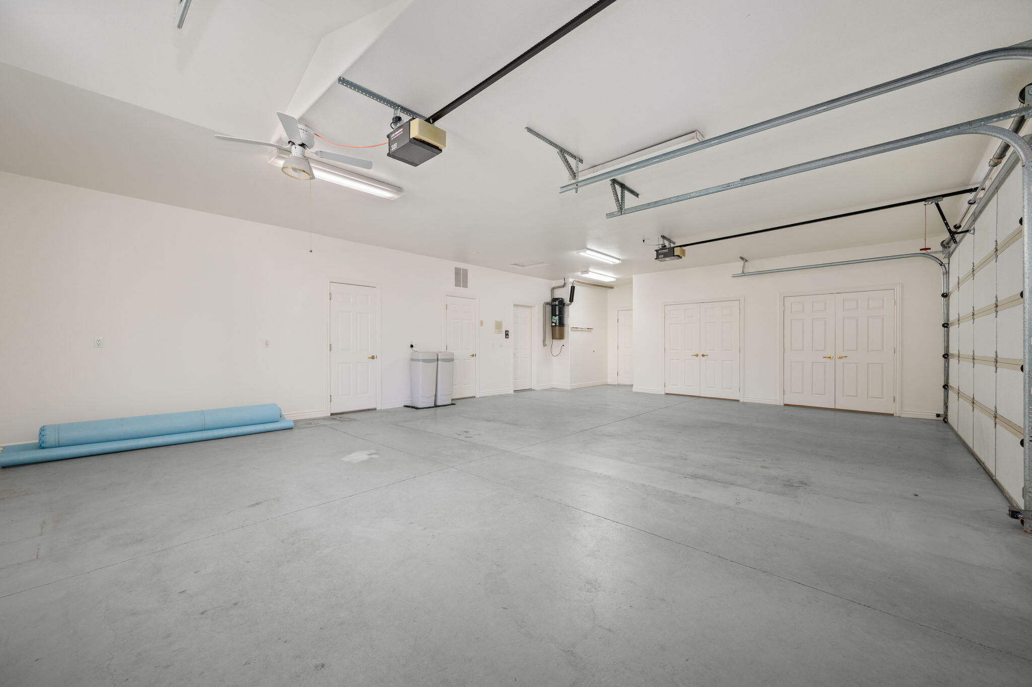 EAGLE RIDGE - Residential