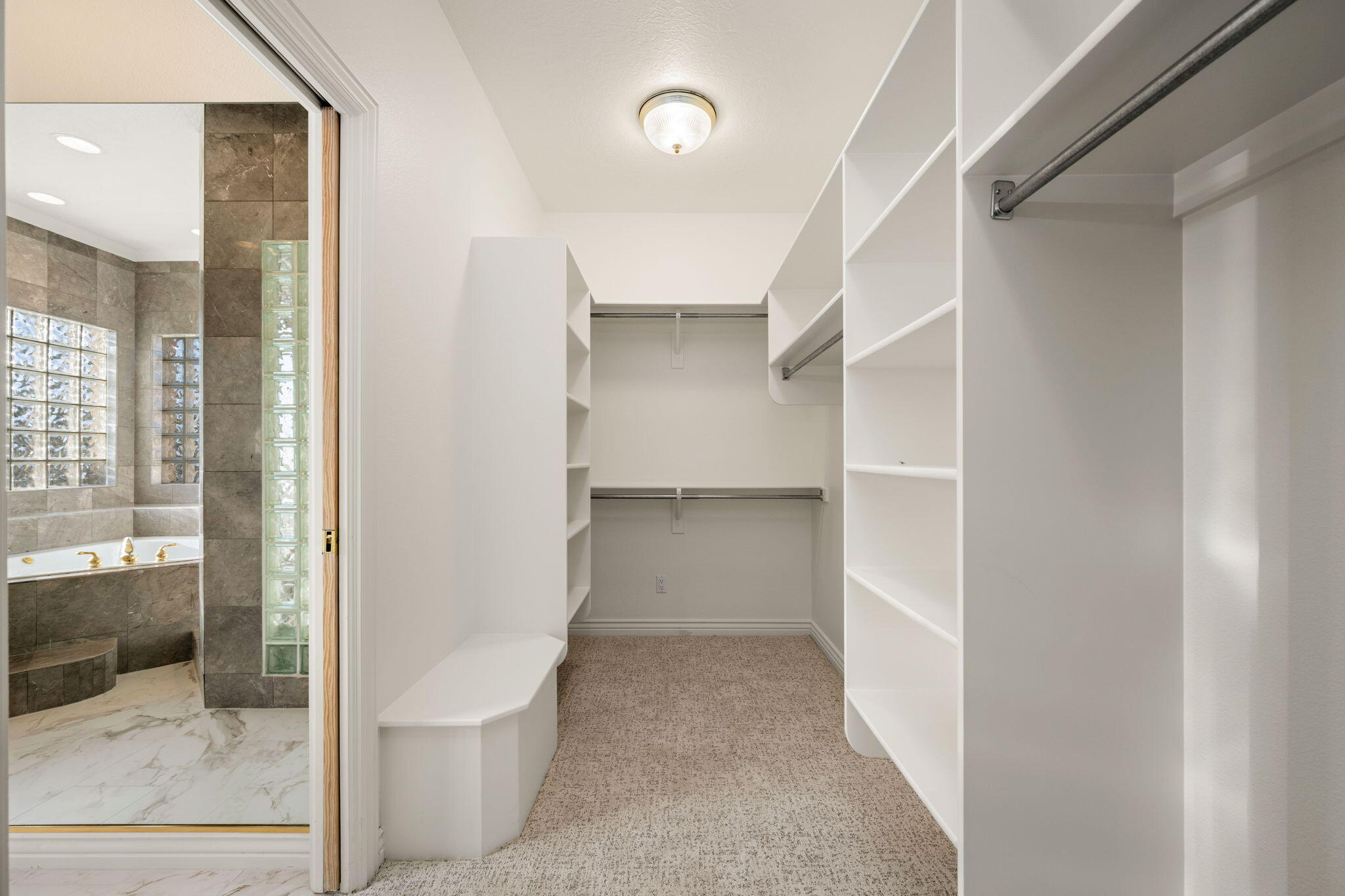 EAGLE RIDGE - Residential