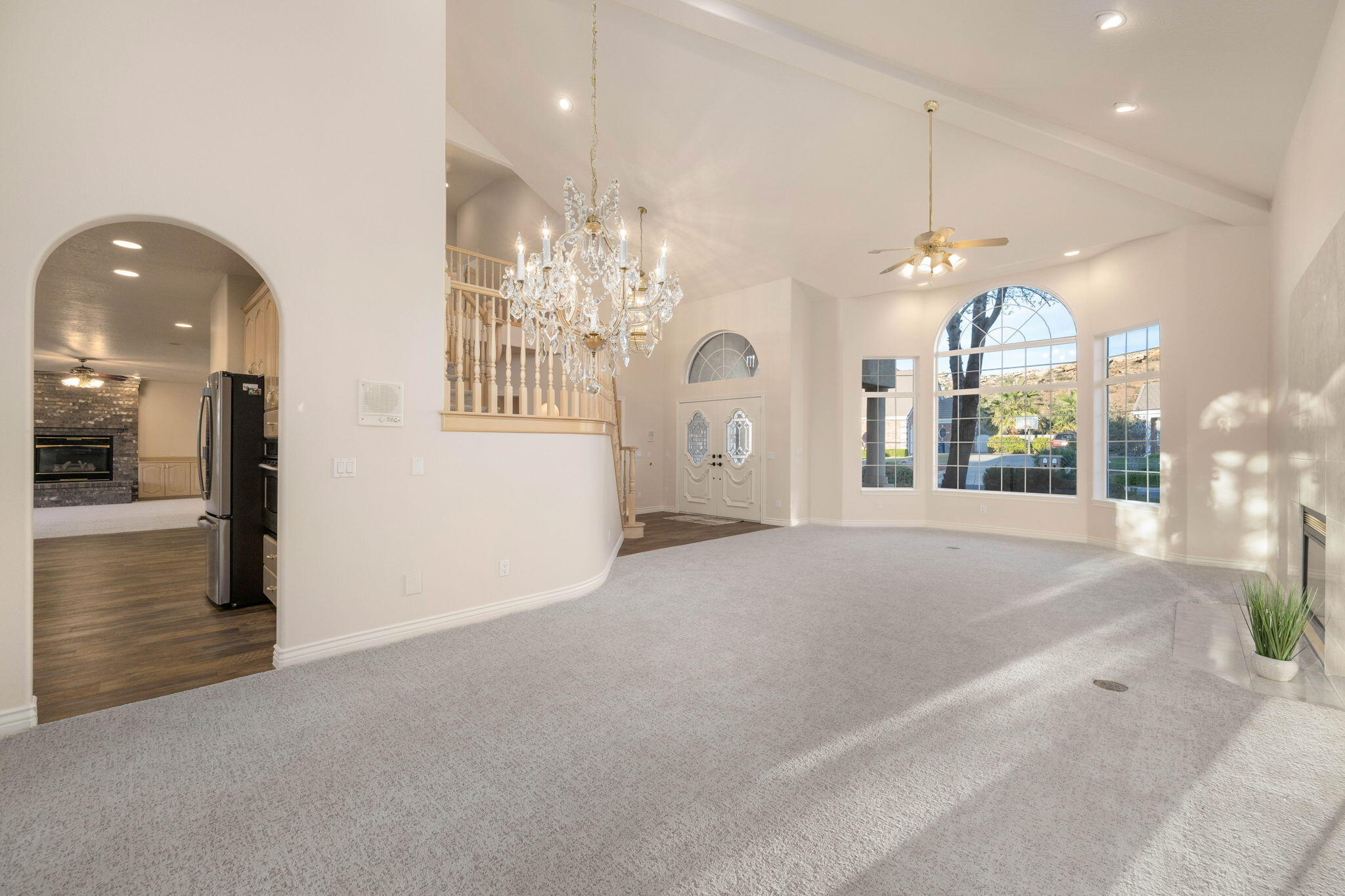 EAGLE RIDGE - Residential