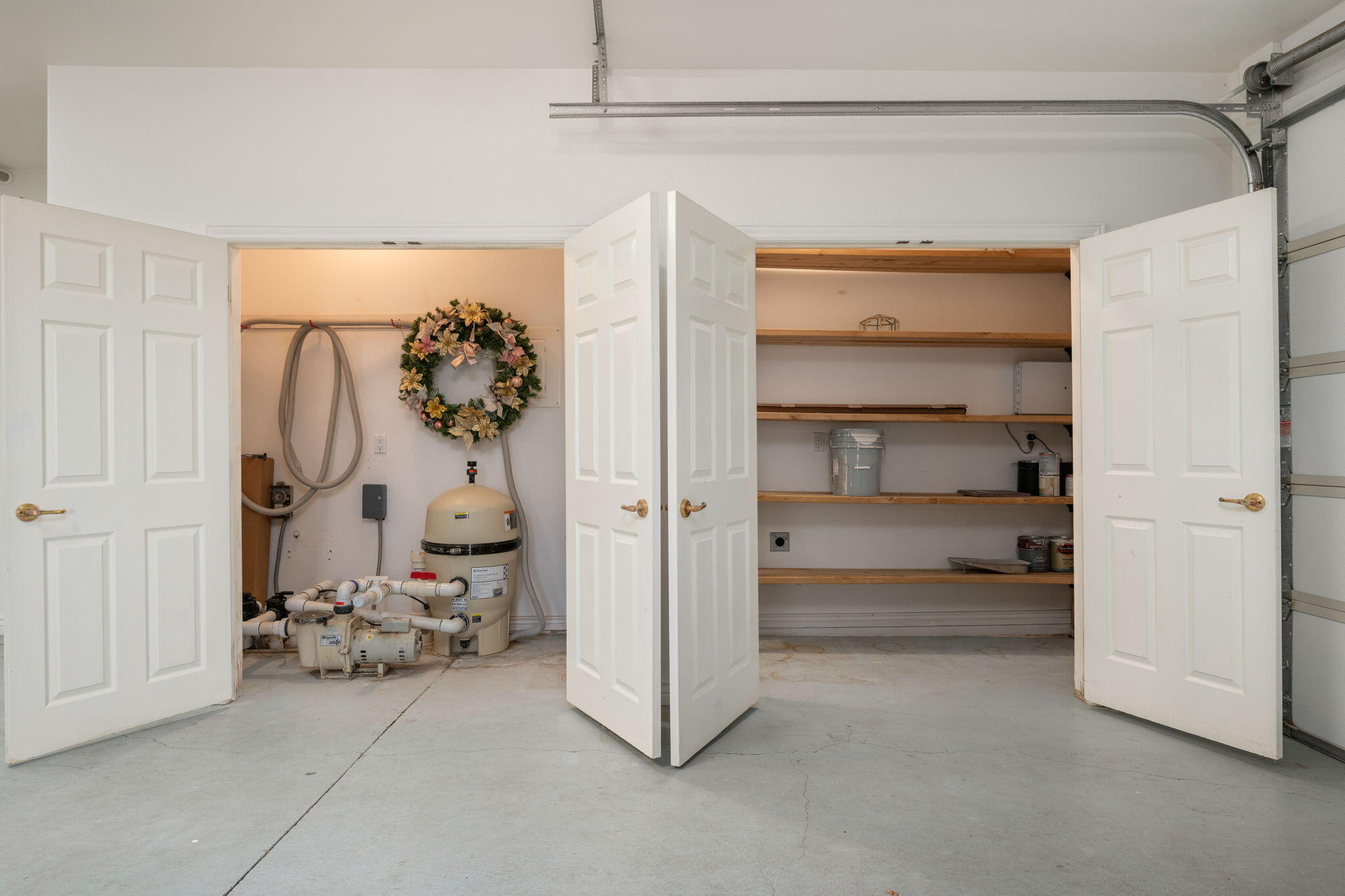 EAGLE RIDGE - Residential