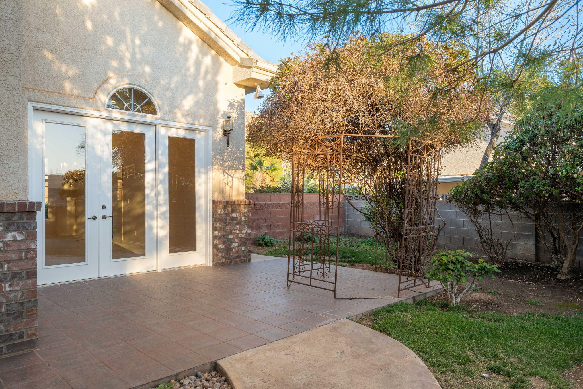 EAGLE RIDGE - Residential