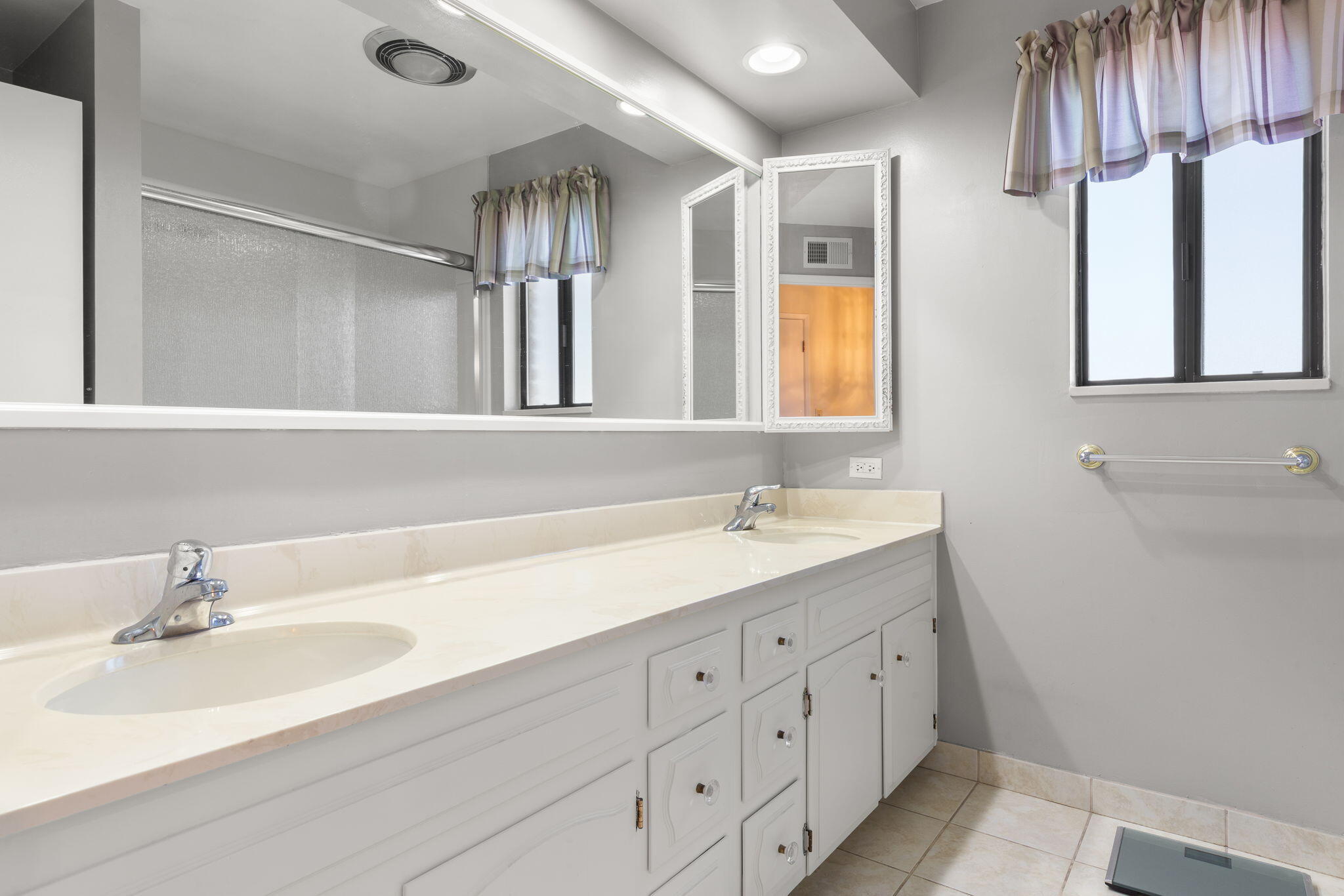 VALLEY VIEW HEIGHTS - Residential