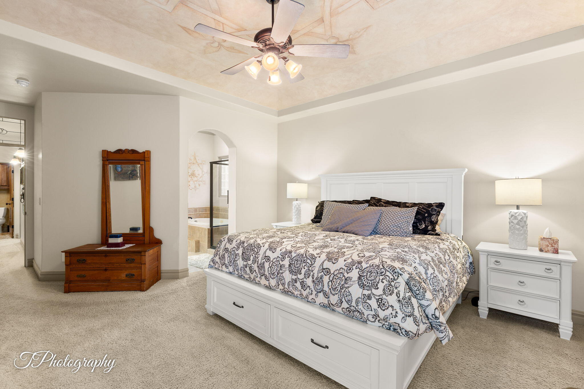 MEADOWOOD - Residential