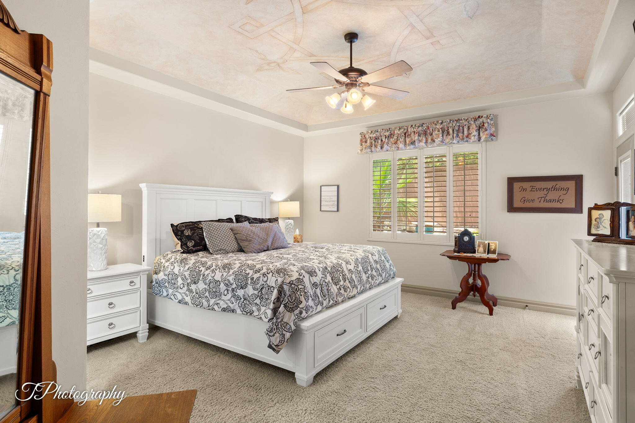 MEADOWOOD - Residential