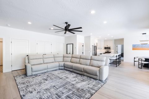 Tiny photo for 1094 W 2370 S, Saint George, UT 84770 (MLS # 26-271666)