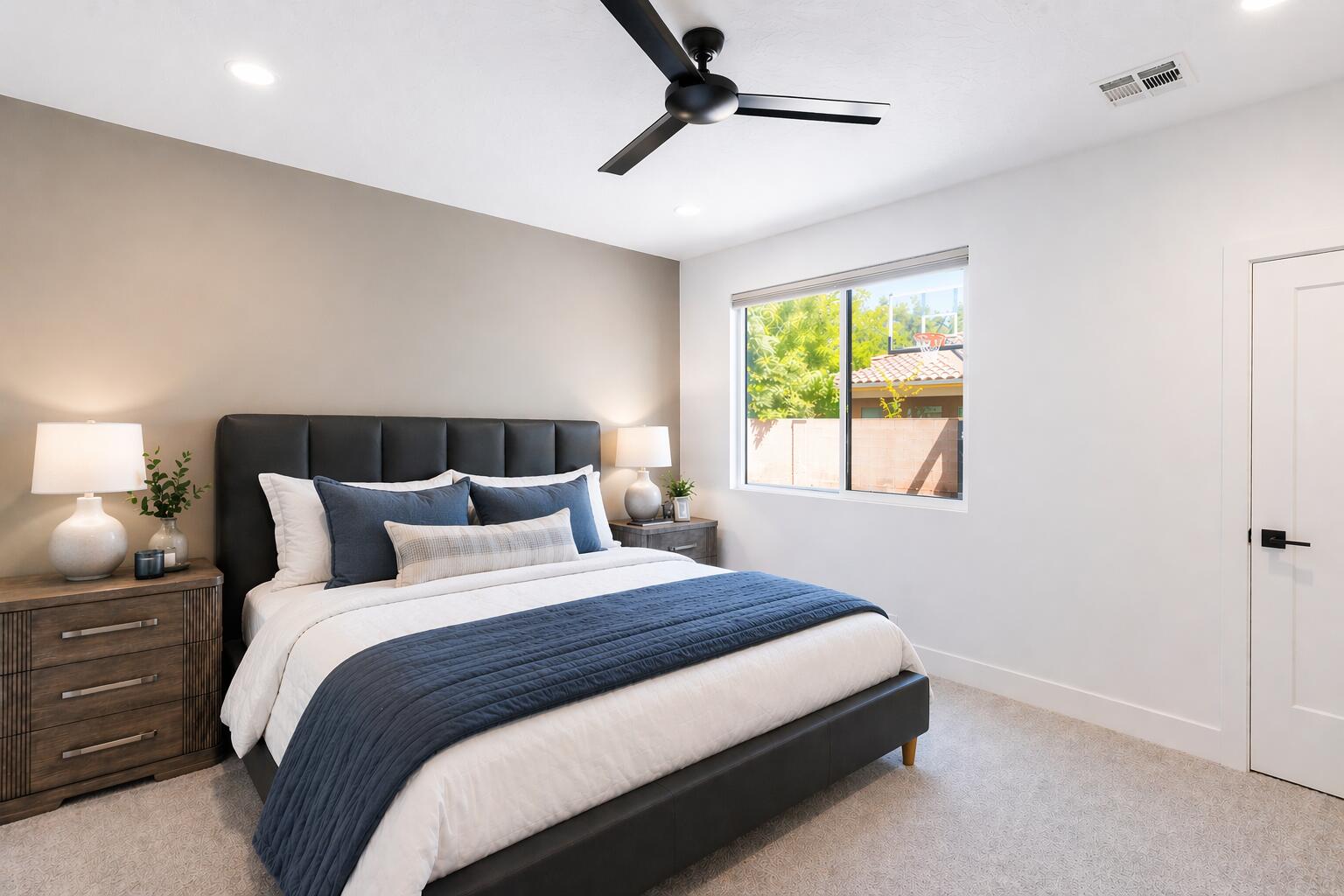 TONAQUINT TERRACE - Residential