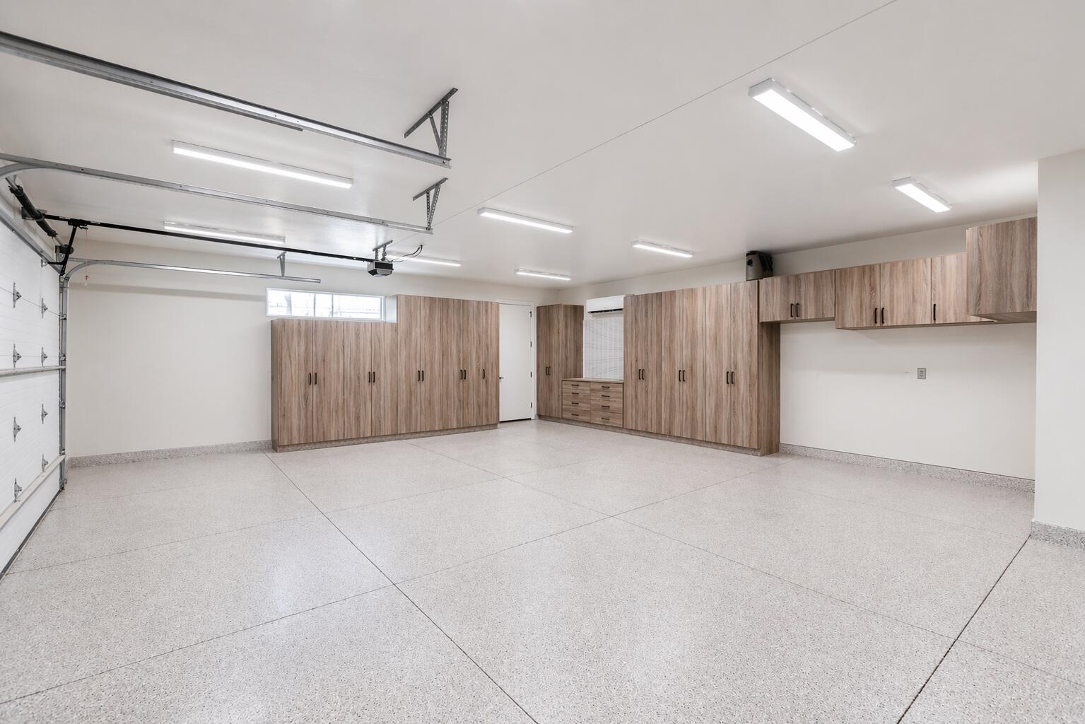 TONAQUINT TERRACE - Residential