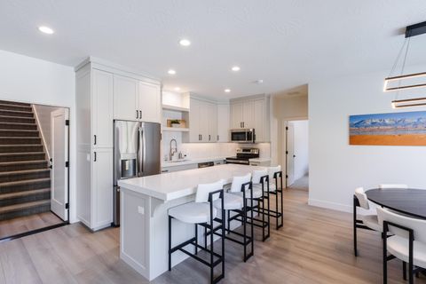 Tiny photo for 1094 W 2370 S, Saint George, UT 84770 (MLS # 26-271666)