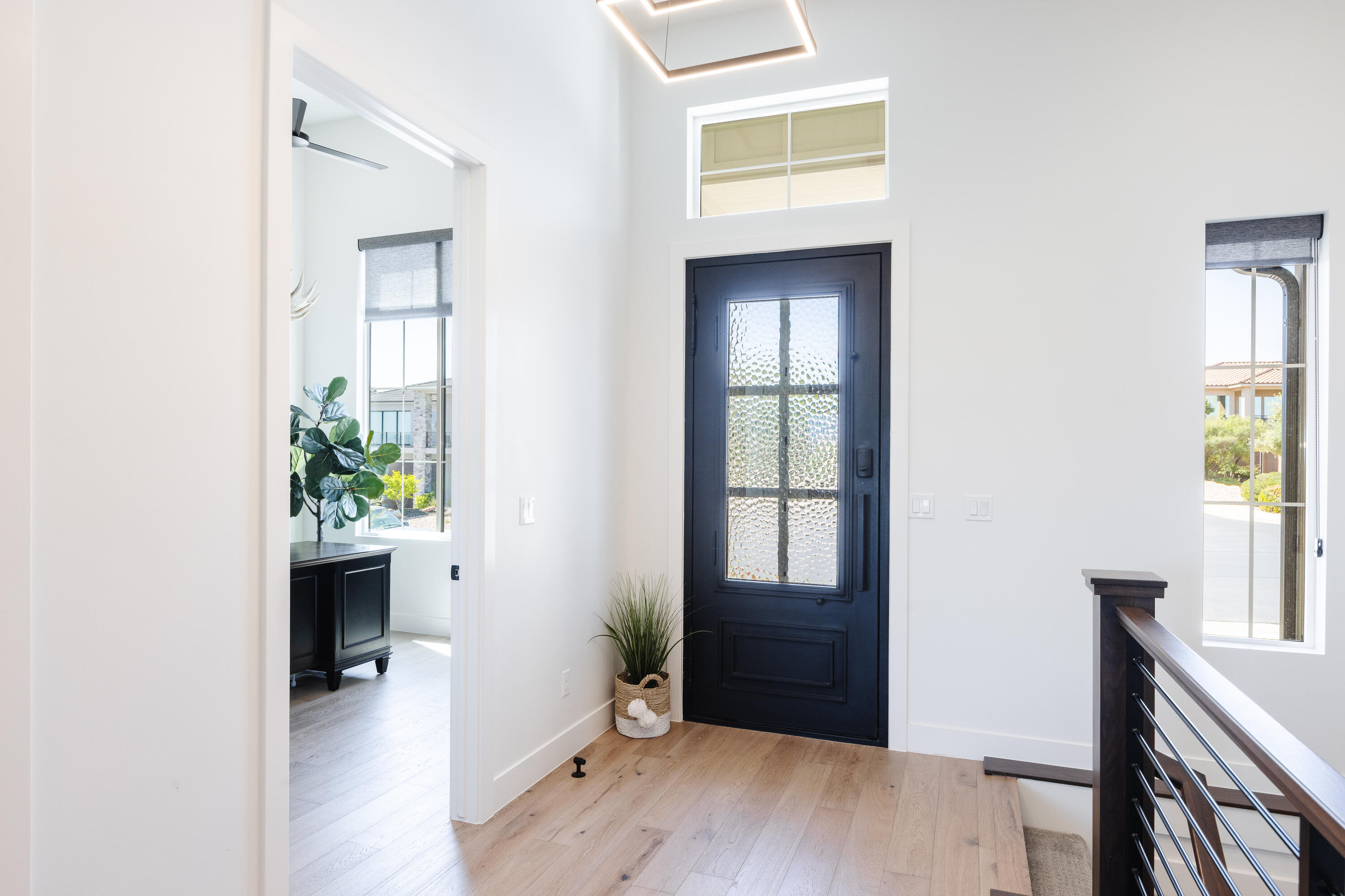 TONAQUINT TERRACE - Residential