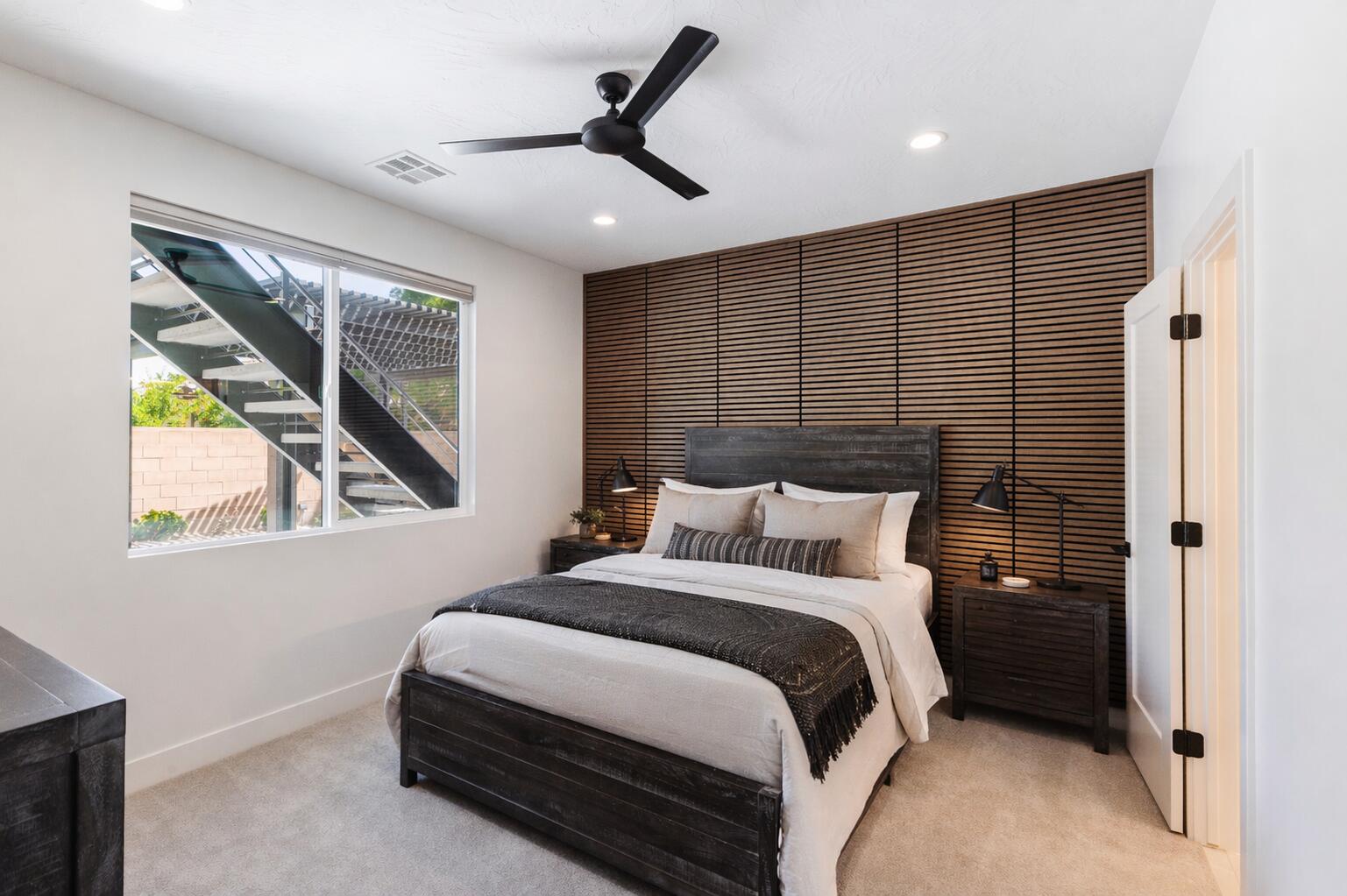 TONAQUINT TERRACE - Residential